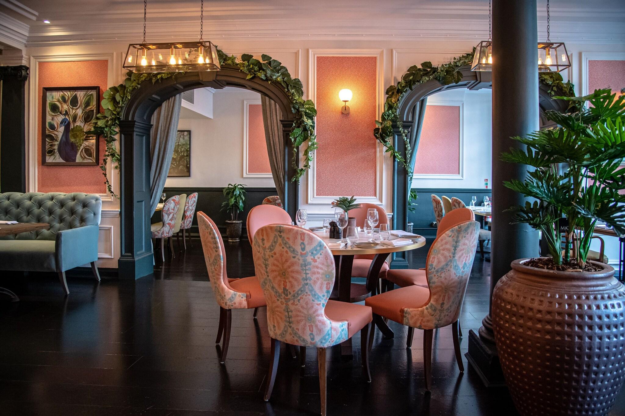 The Castle Hotel Windsor by null