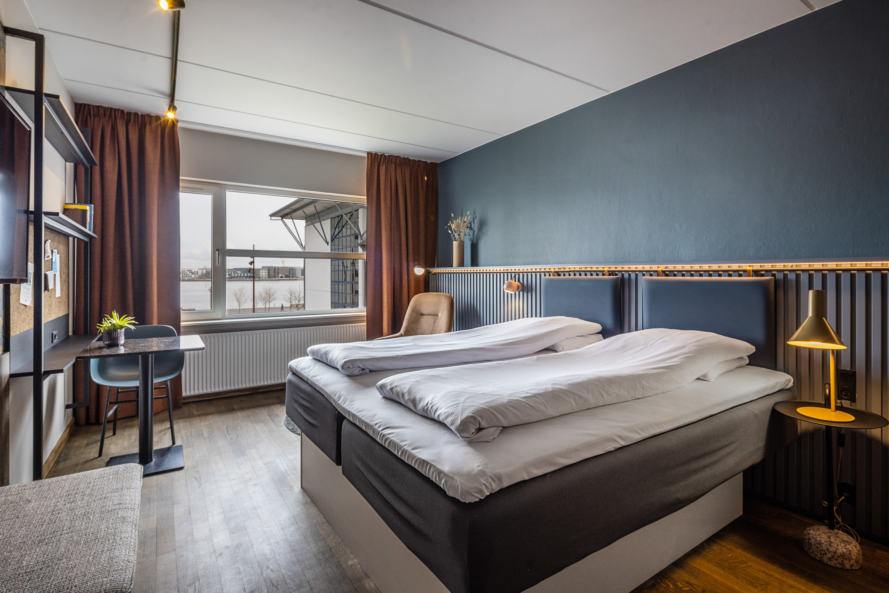 Pier 5 Hotel by null