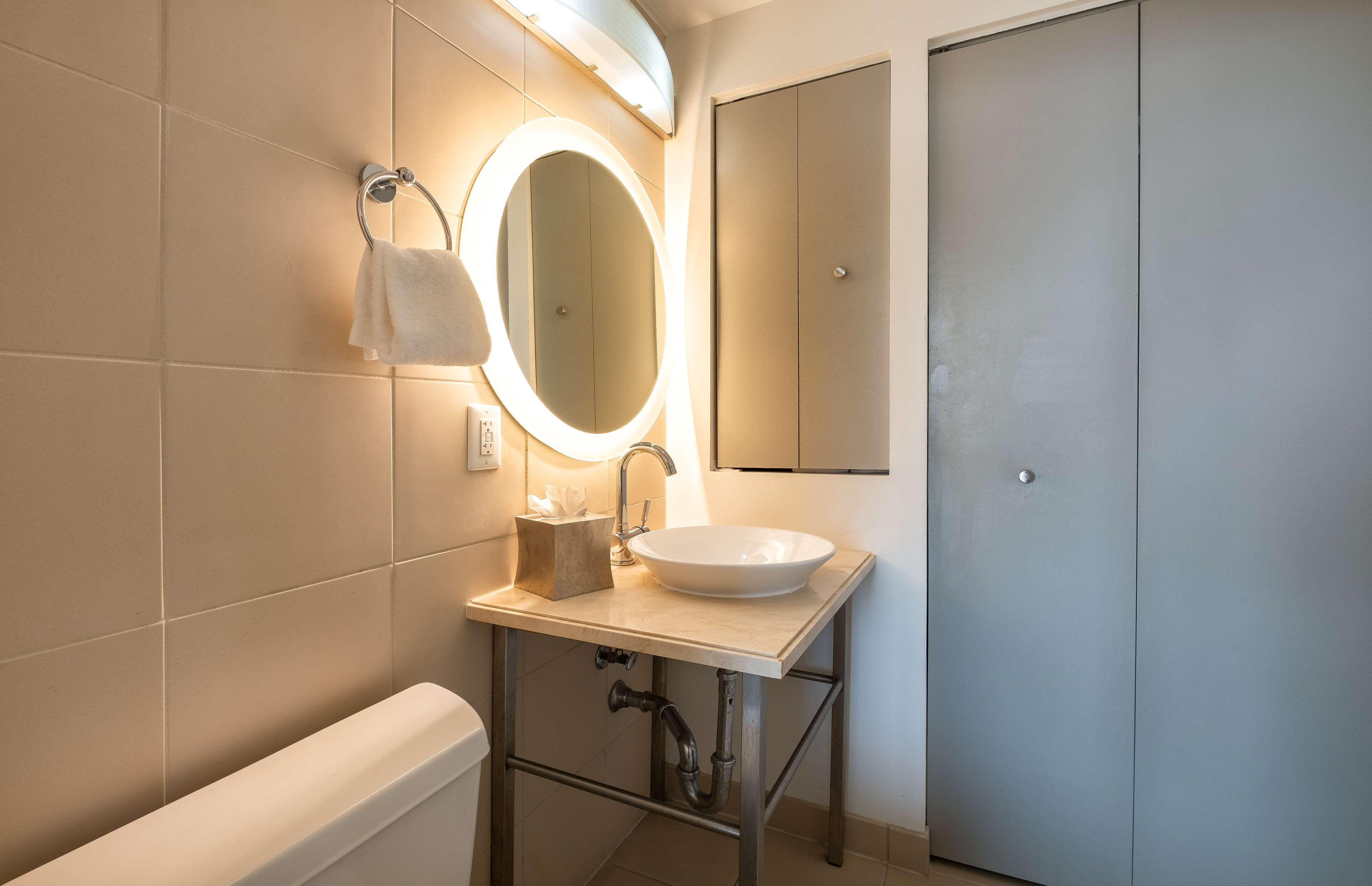 Arya Hotel & Suites Coconut Grove WorldHotels Dist