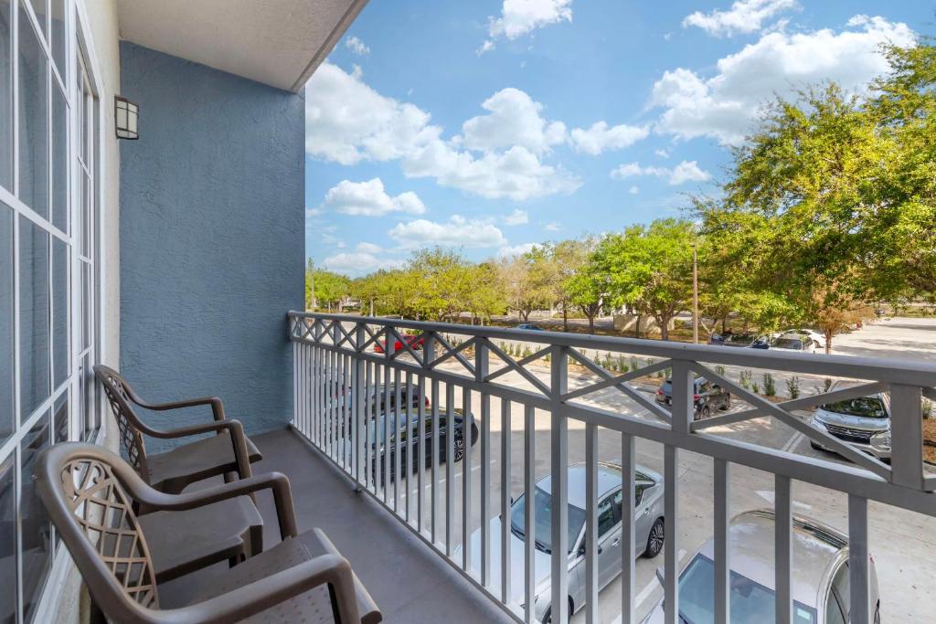 Best Western Naples Plaza Hotel