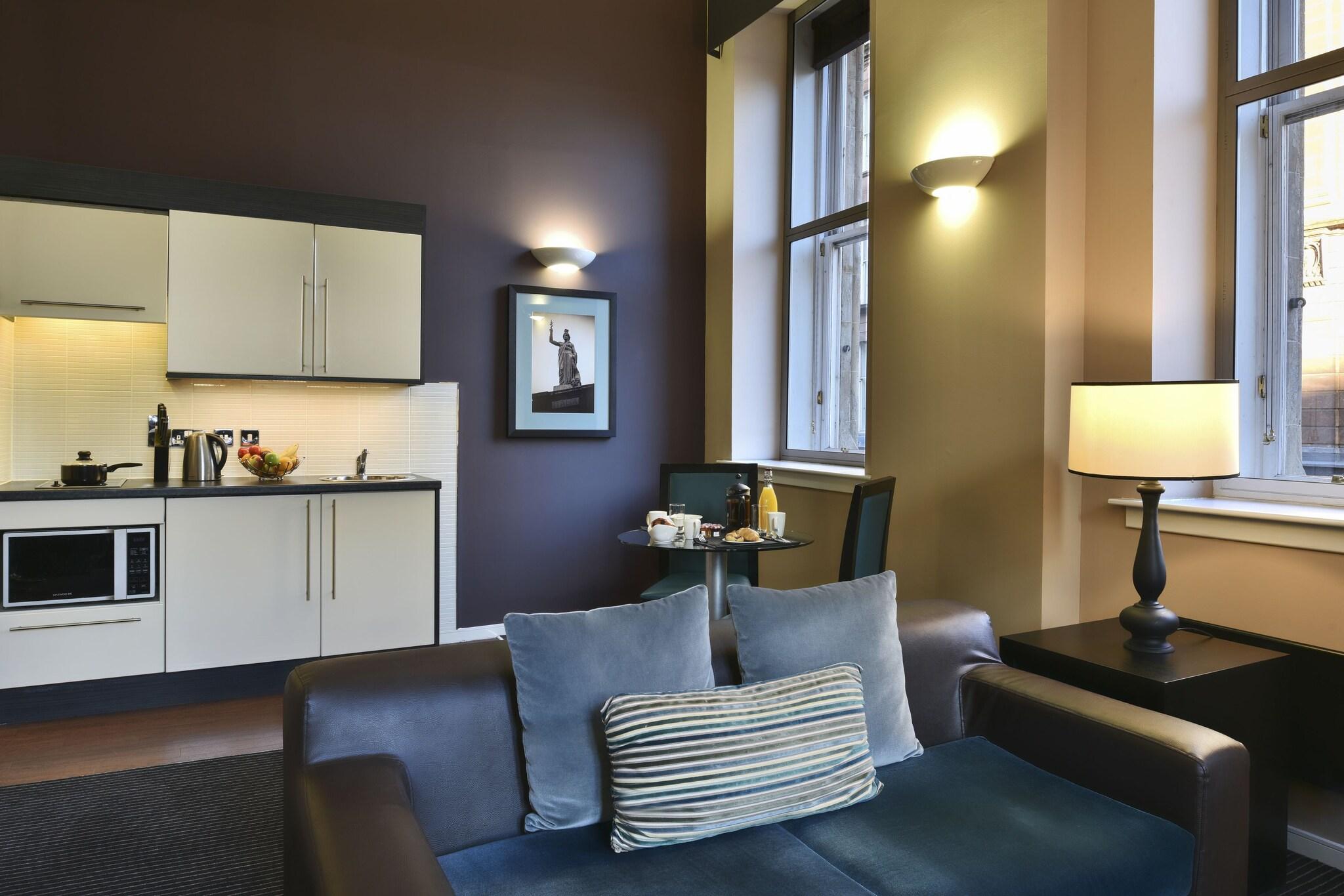 Fraser Suites Glasgow by null