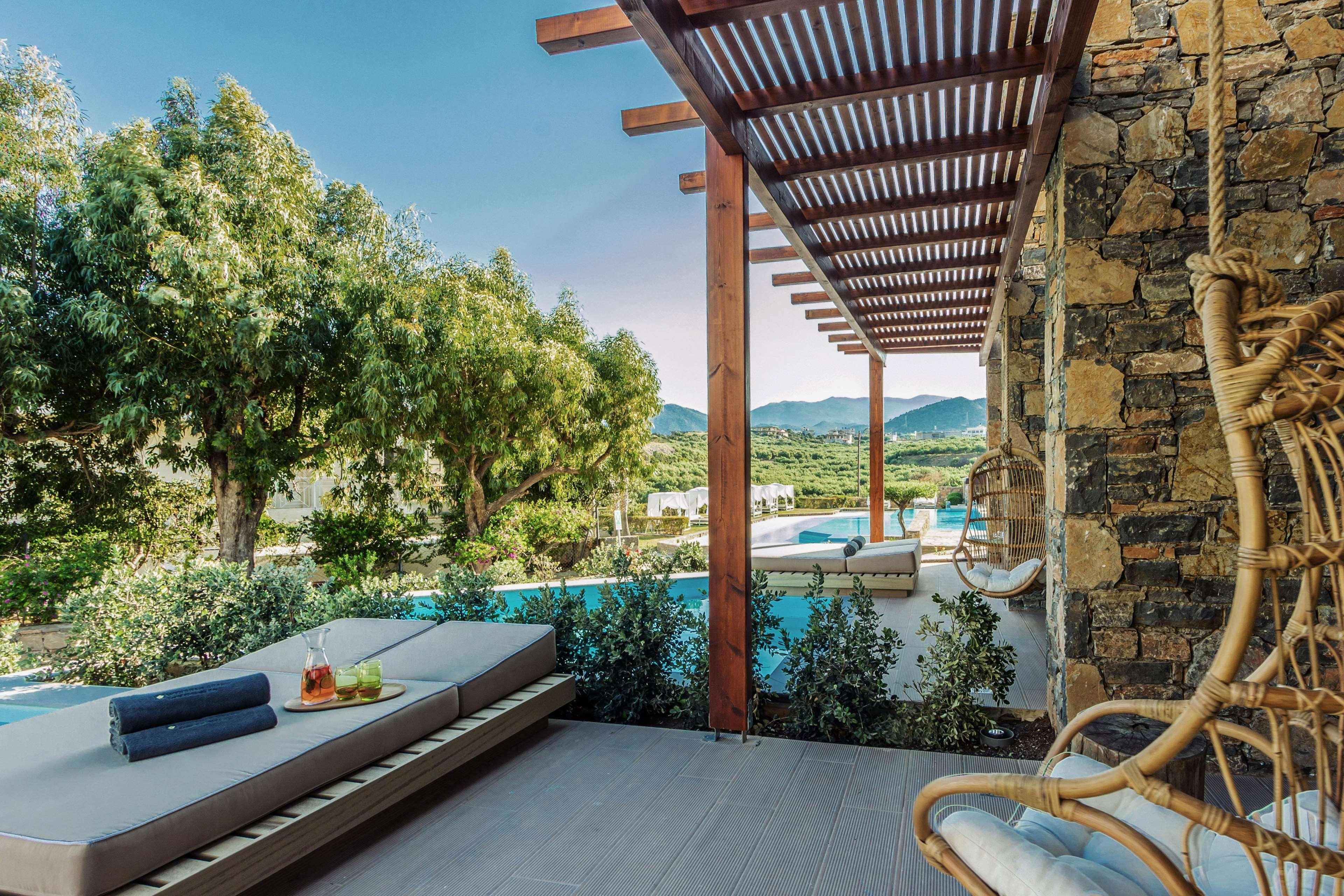 Bungalow, vista sul giardino