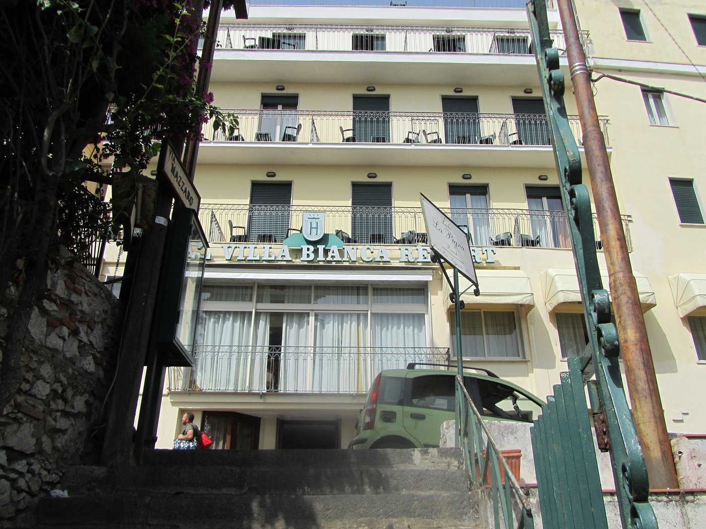 Villa Bianca Resort