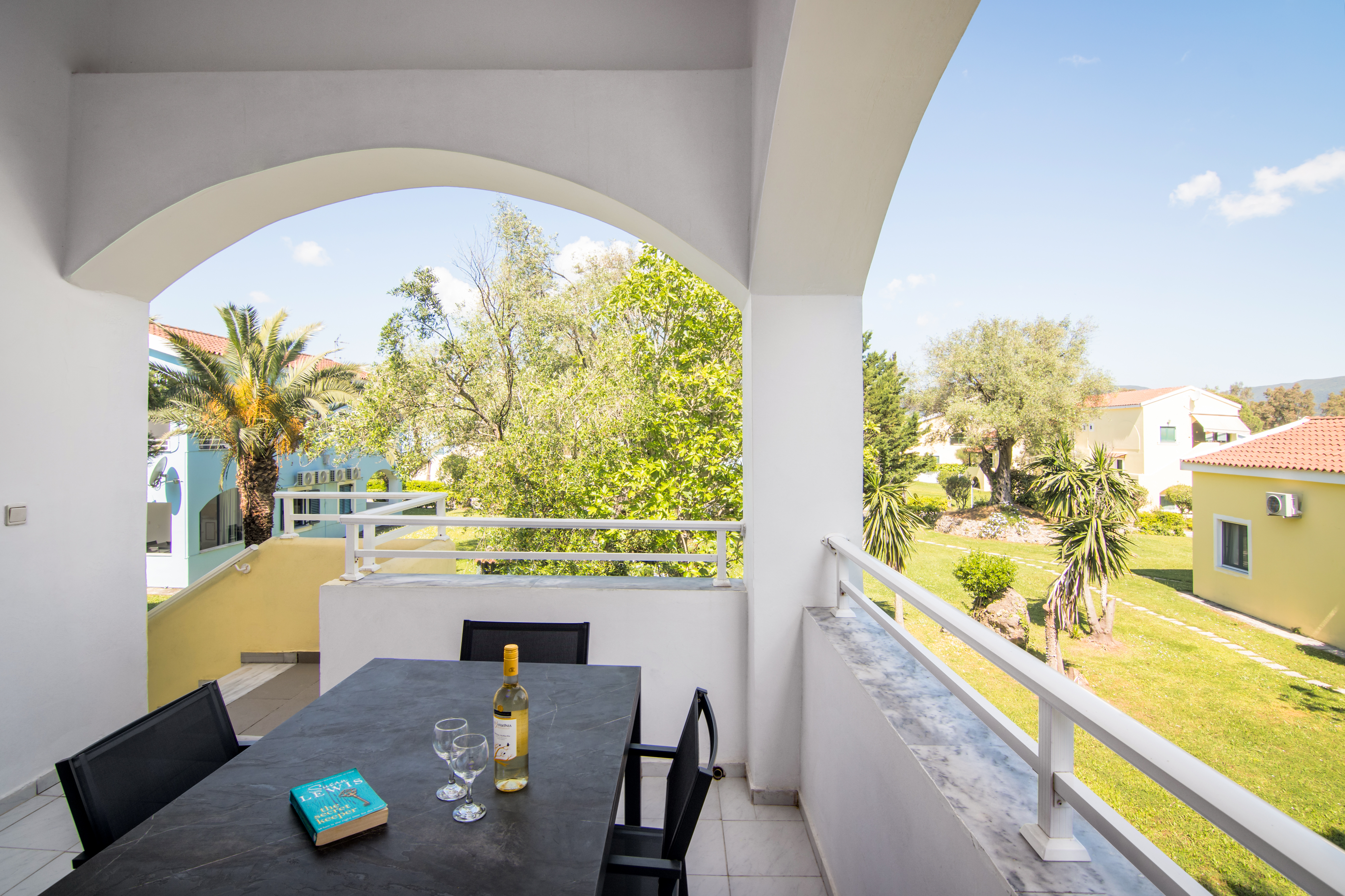 Helion Resort - фото