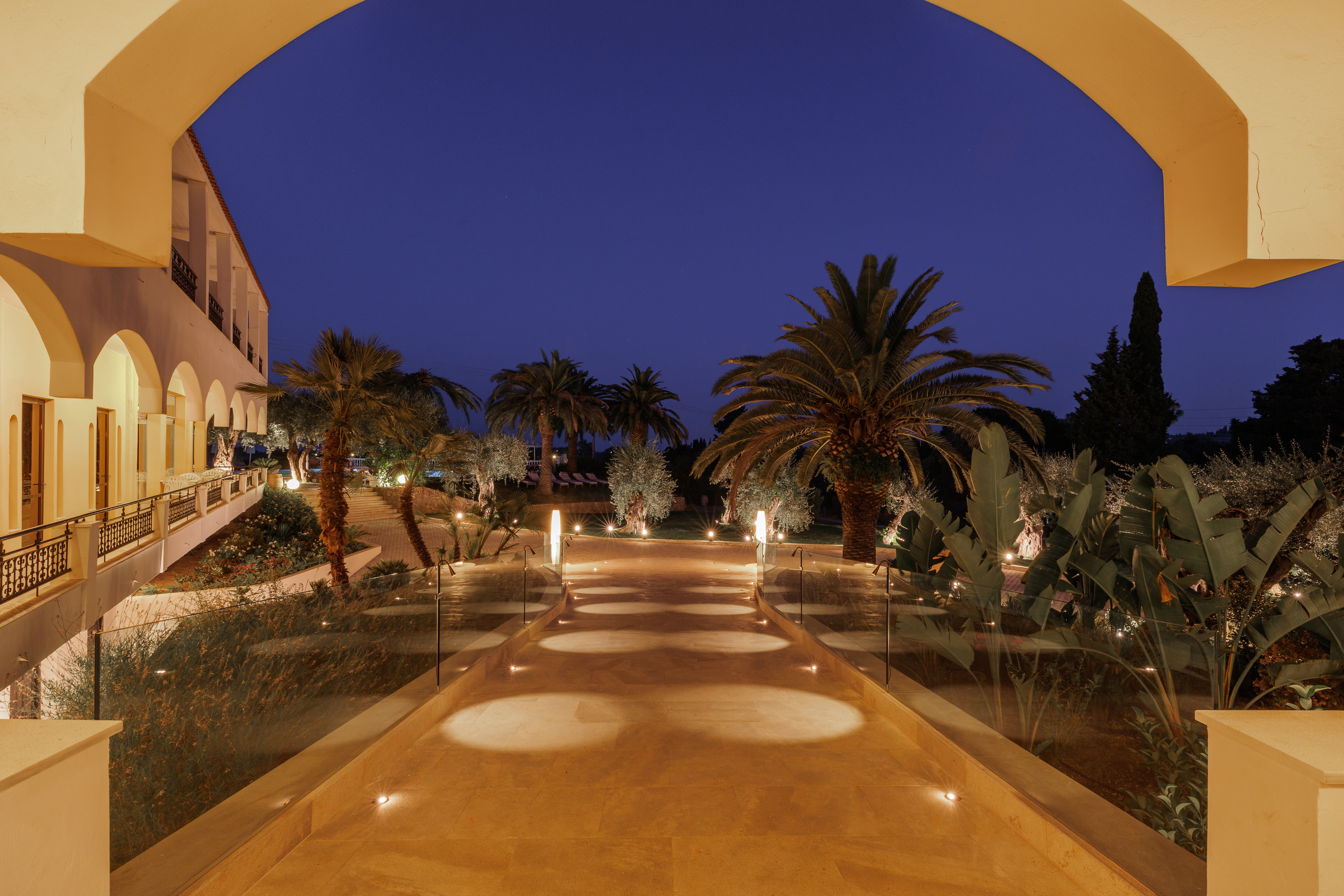 Paradise Hotel Corfu - фото