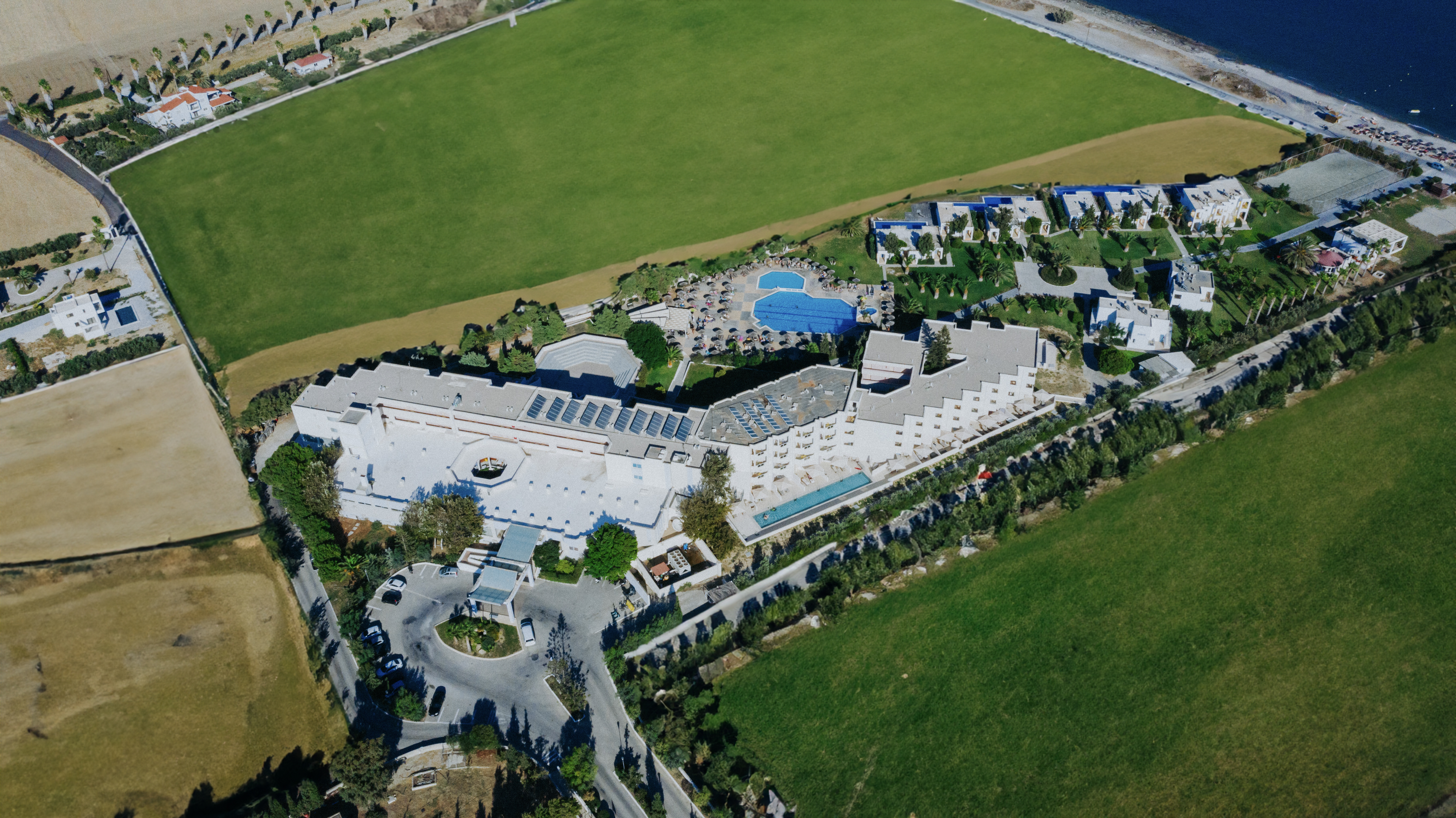 Sovereign Beach - фото