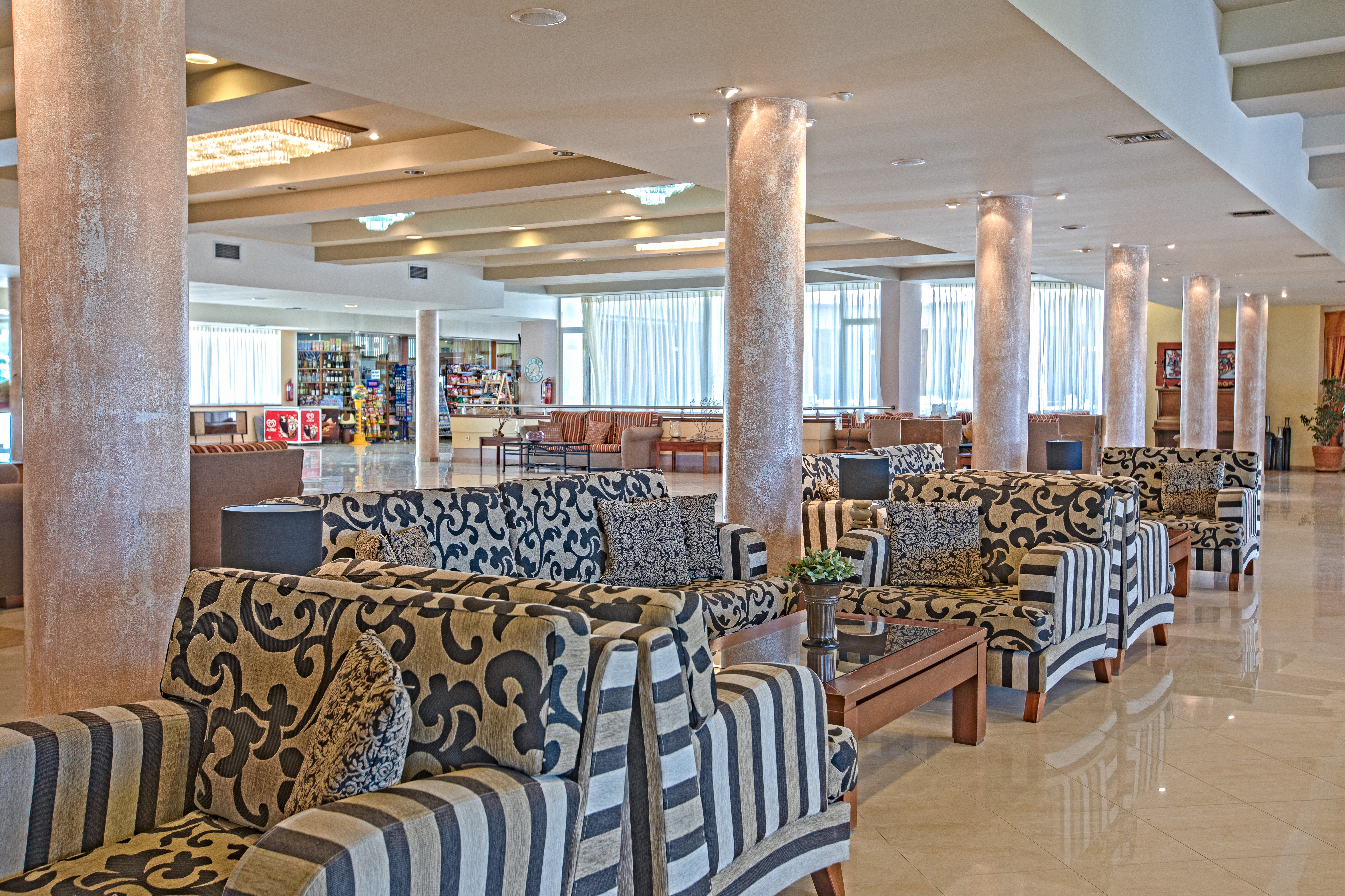 Sovereign Beach - фото