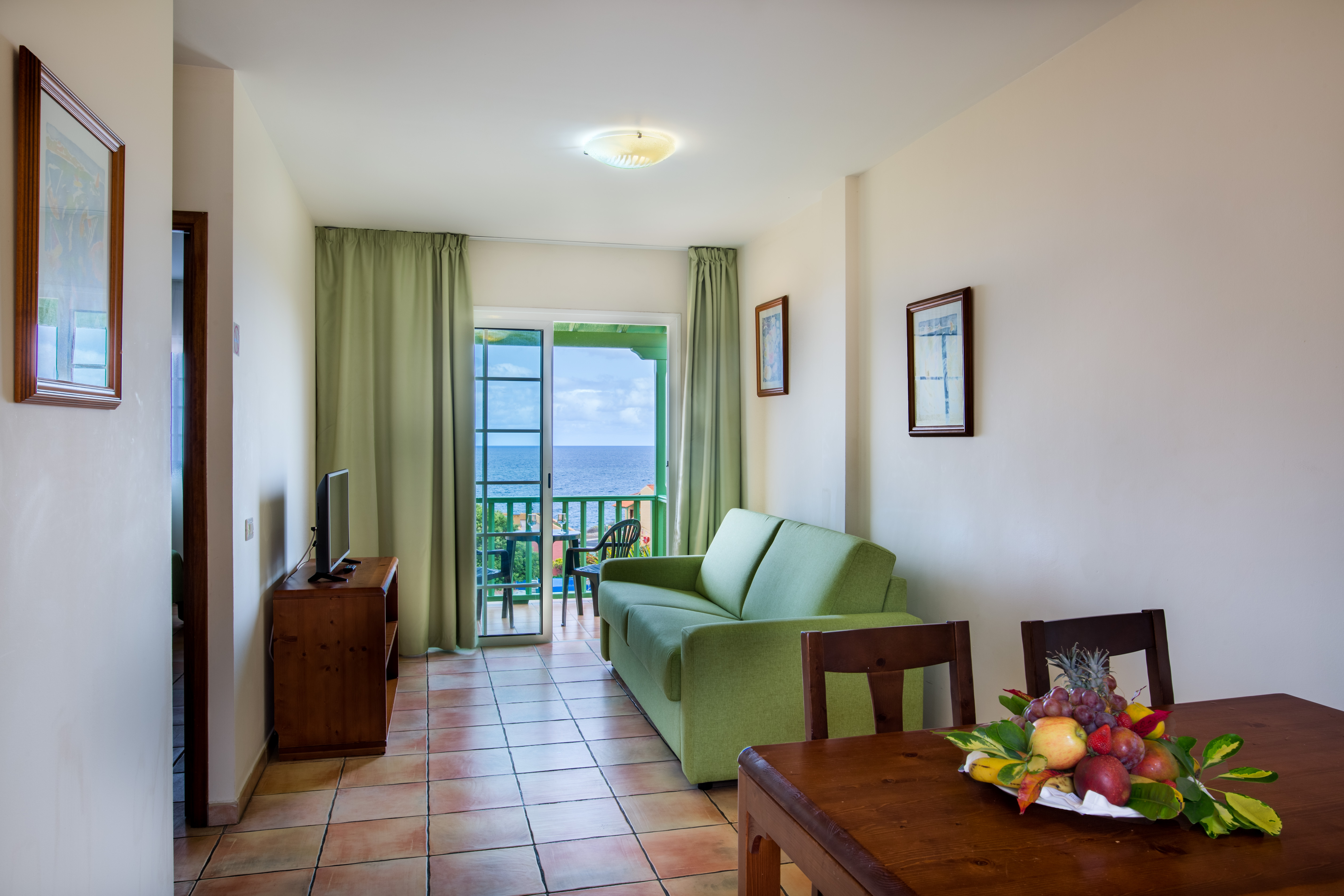Apartamento, vistas al mar