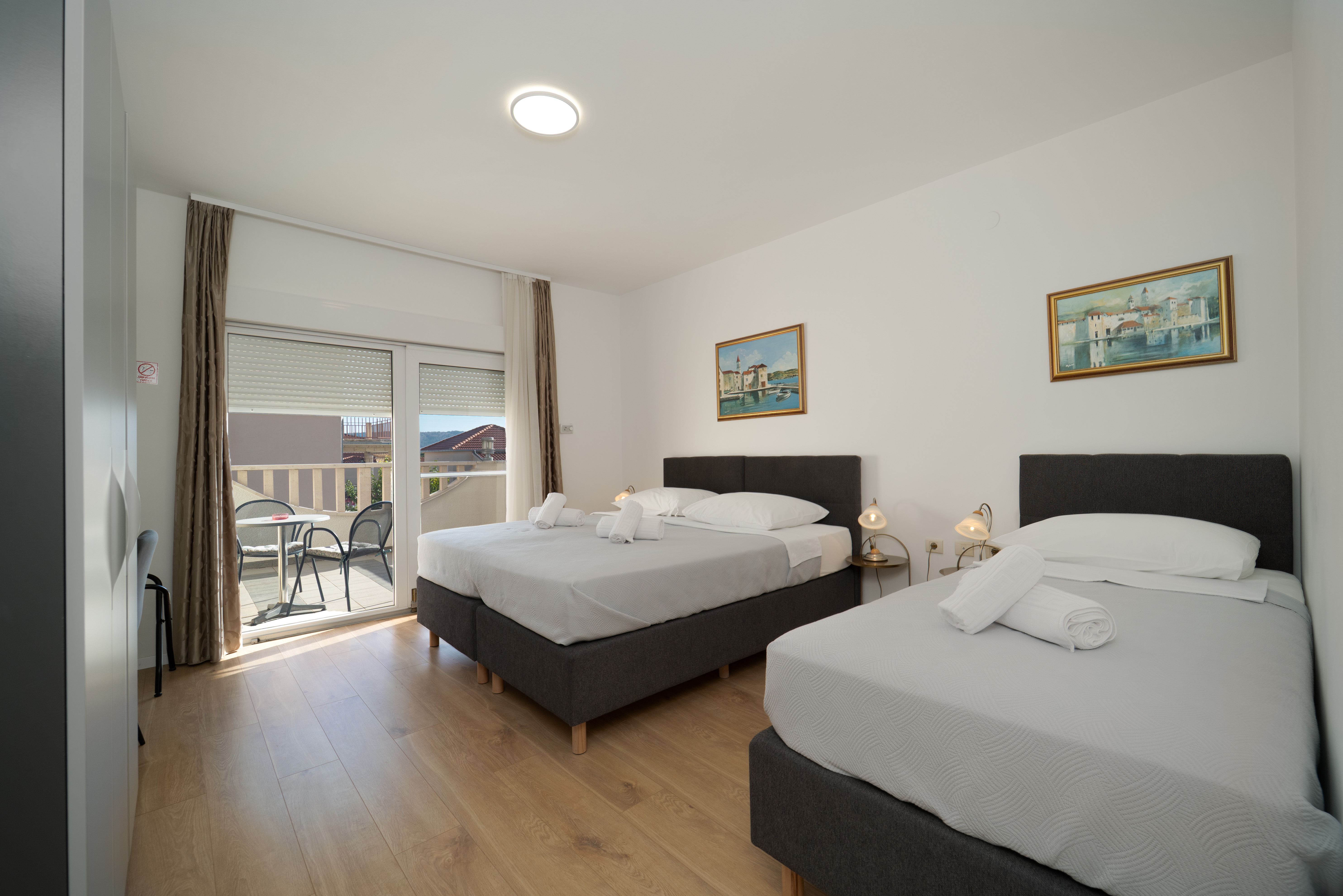 Triple room