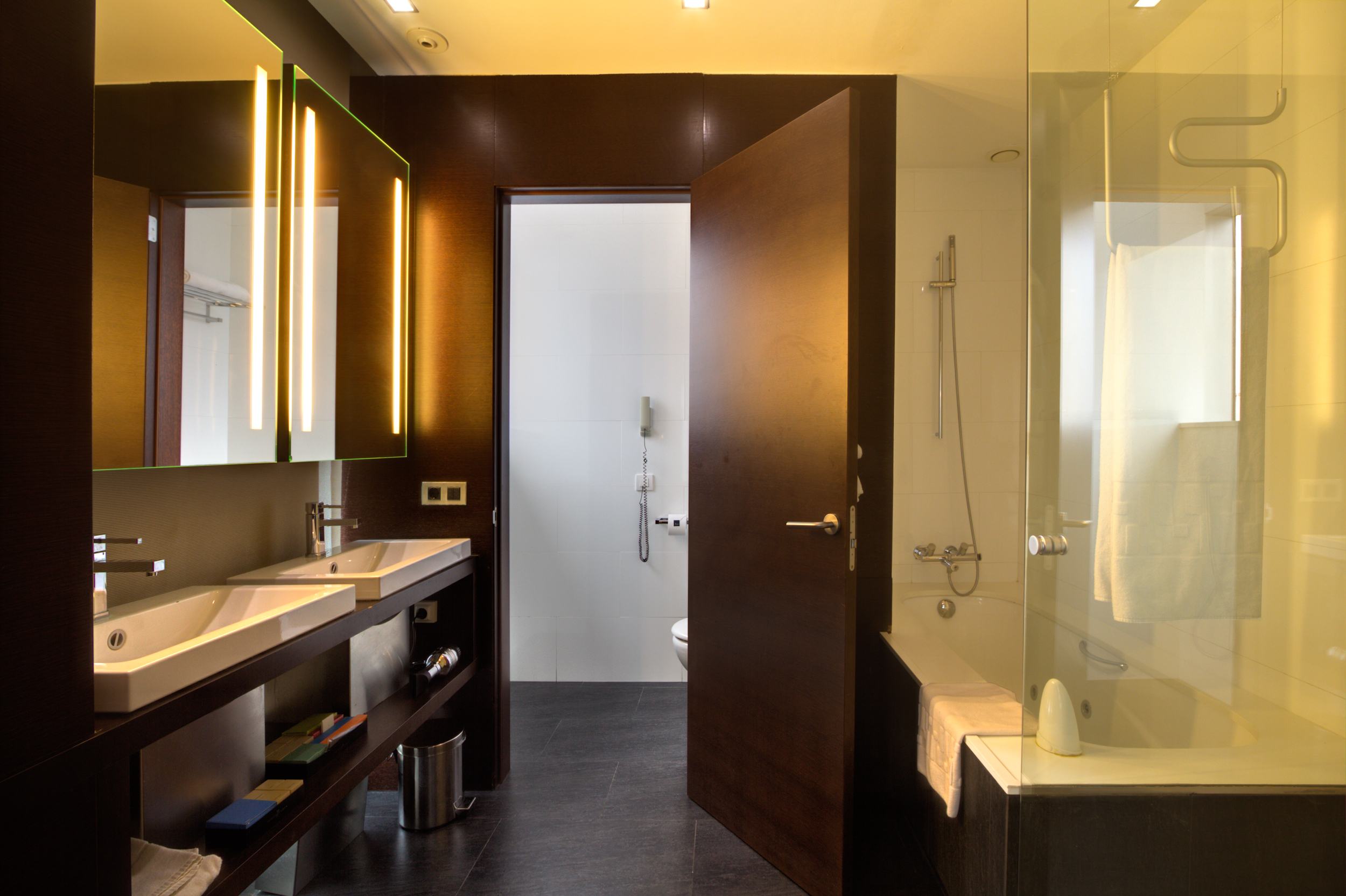 The Gates Hotel Diagonal Barcelona by null