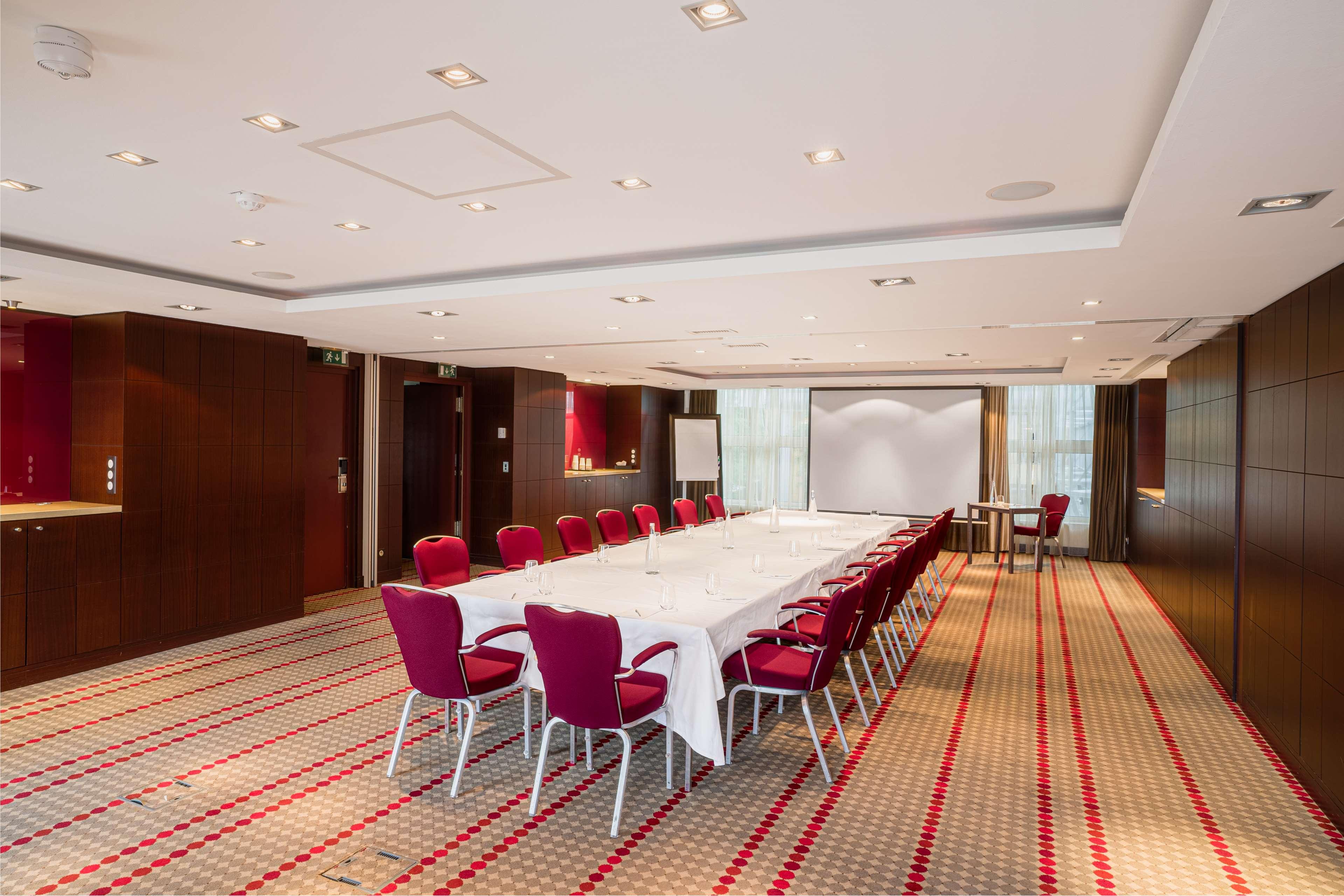 The Atrium Hotel & Conference Centre Paris CDG - photo