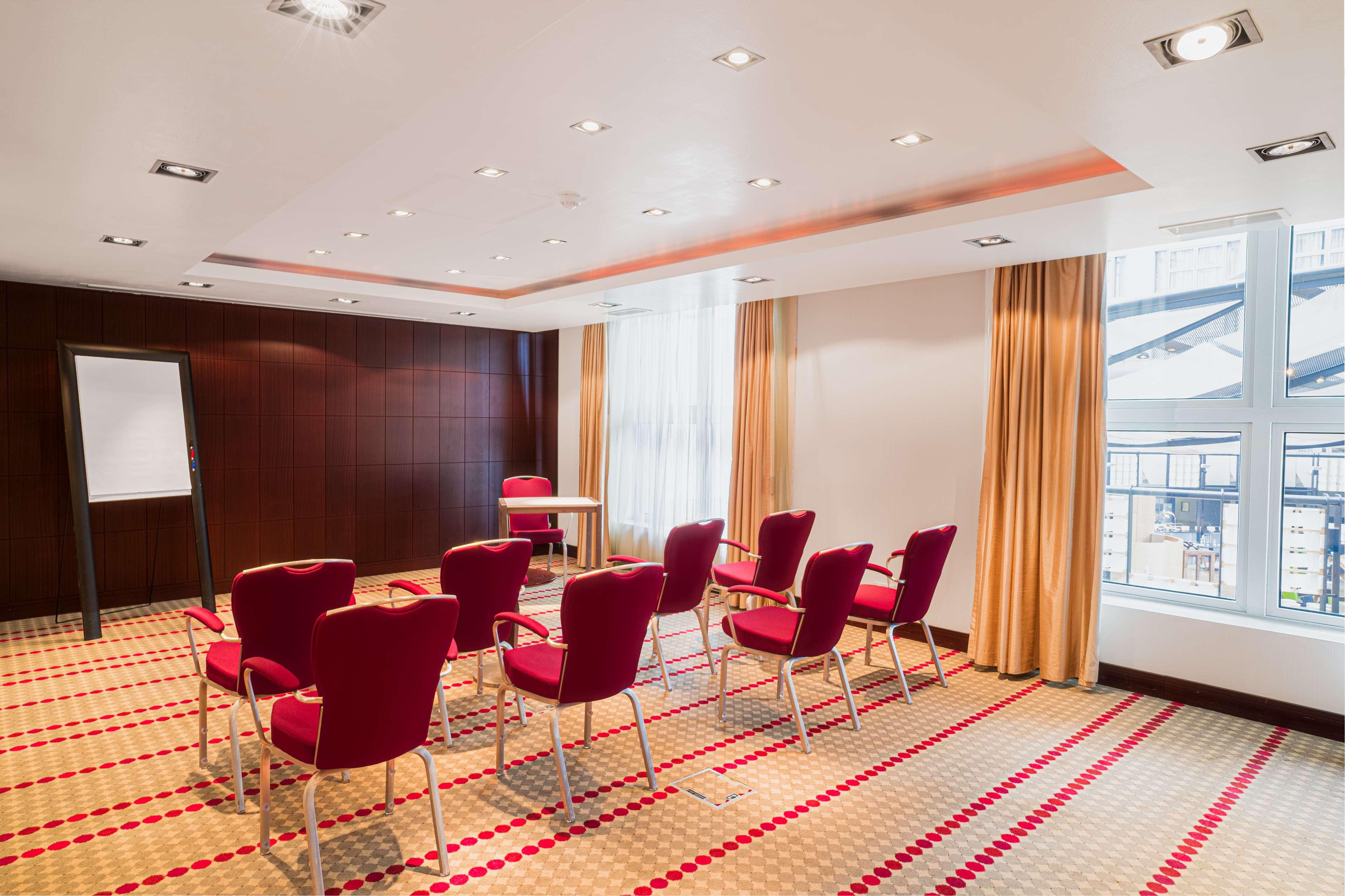 The Atrium Hotel & Conference Centre Paris CDG - photo