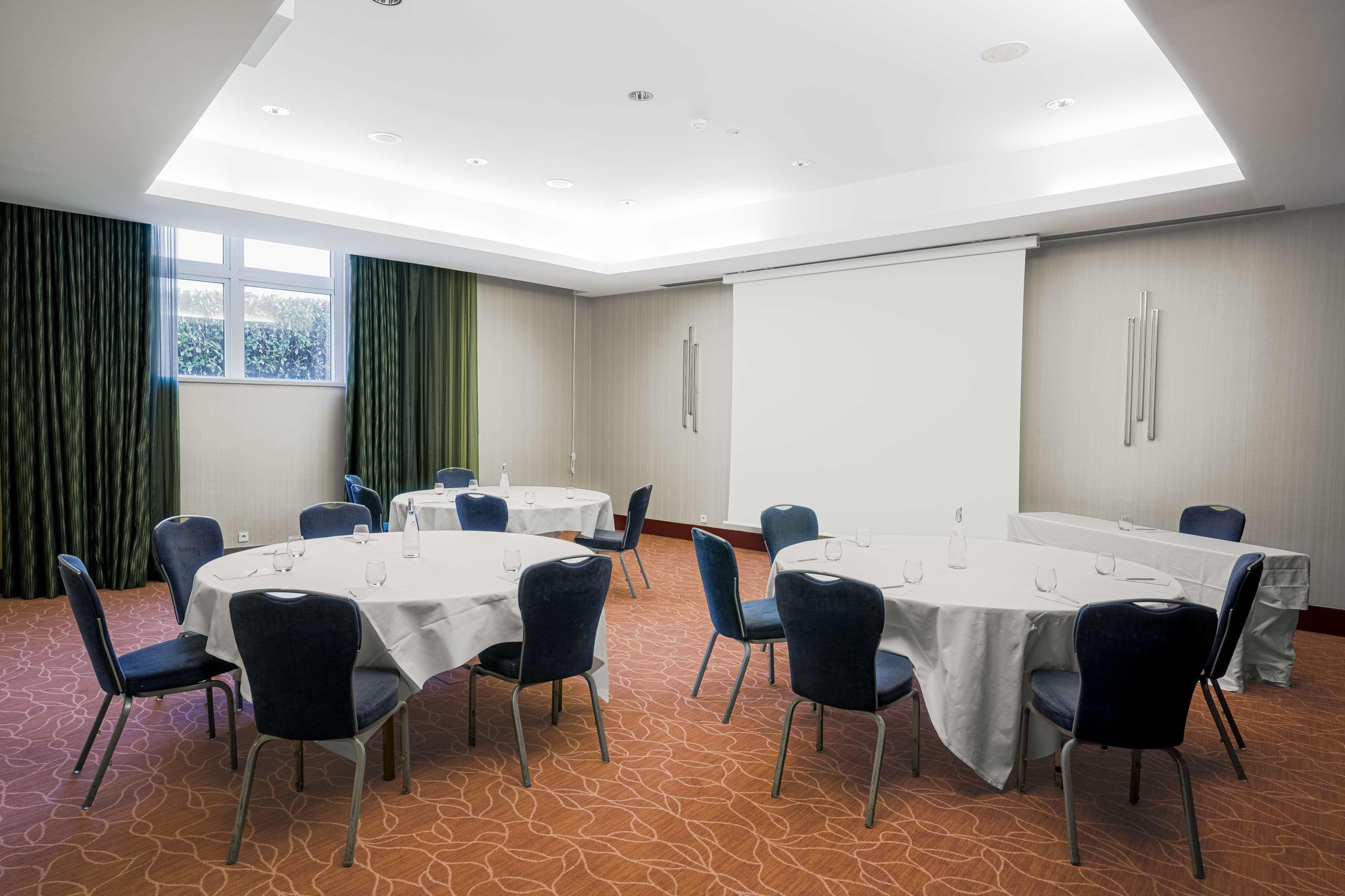 The Atrium Hotel & Conference Centre Paris CDG - photo