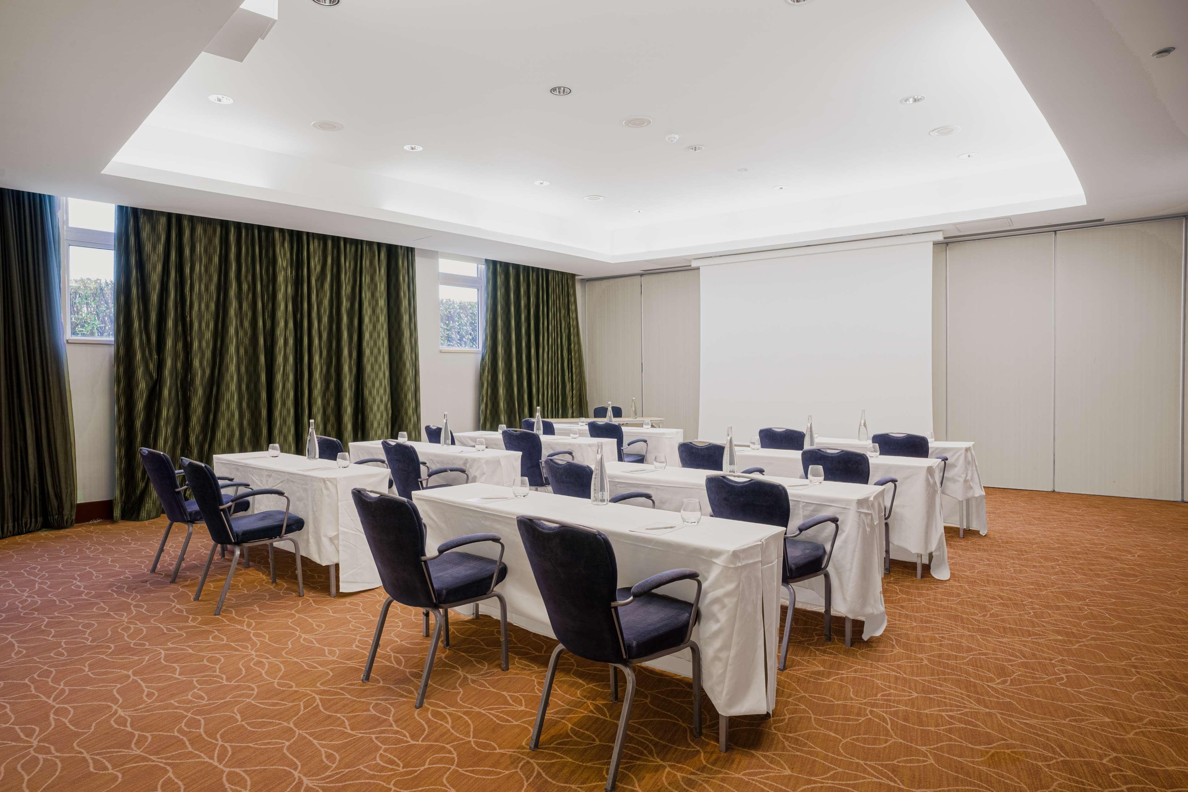 The Atrium Hotel & Conference Centre Paris CDG - photo