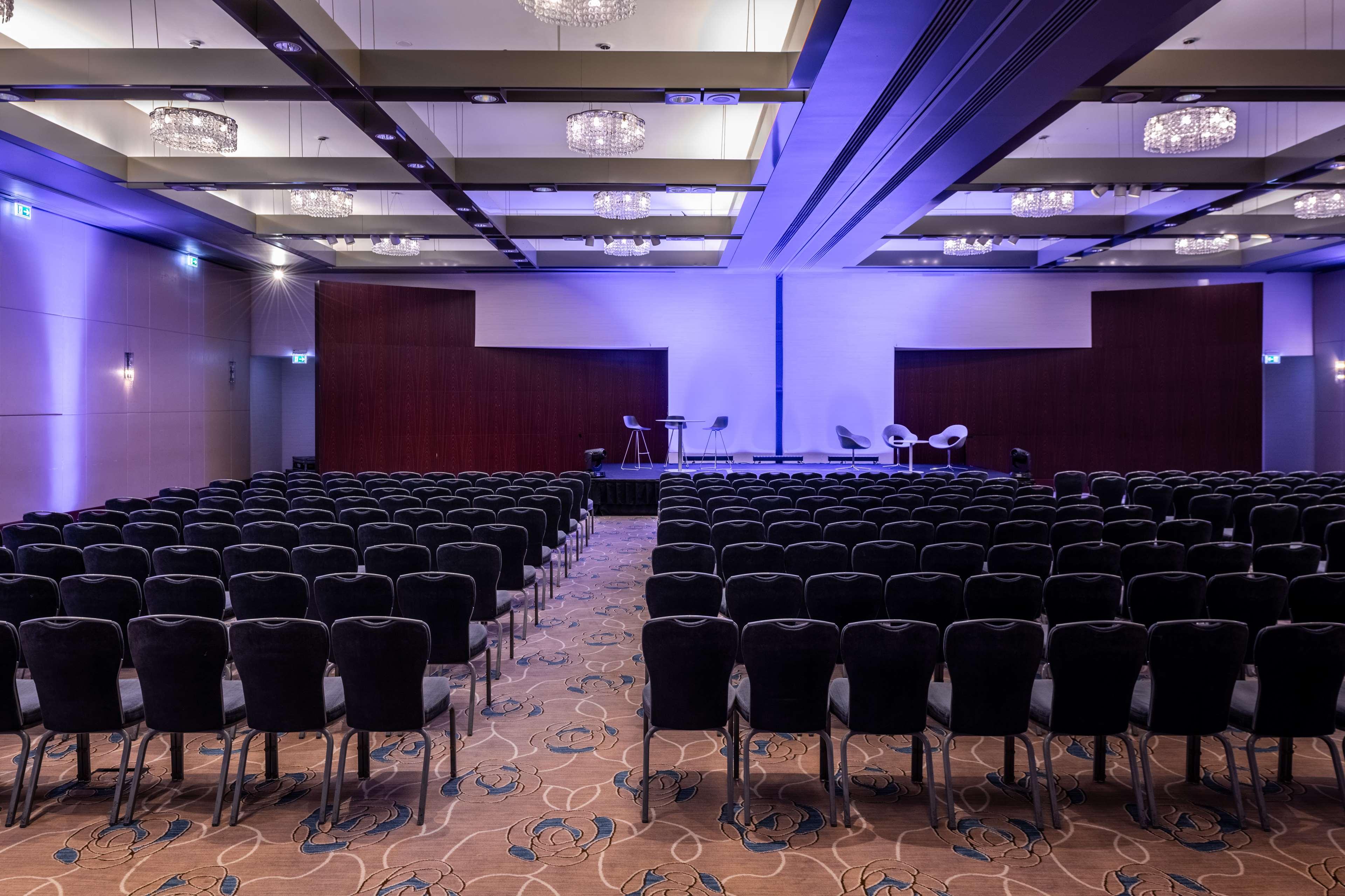 The Atrium Hotel & Conference Centre Paris CDG - photo