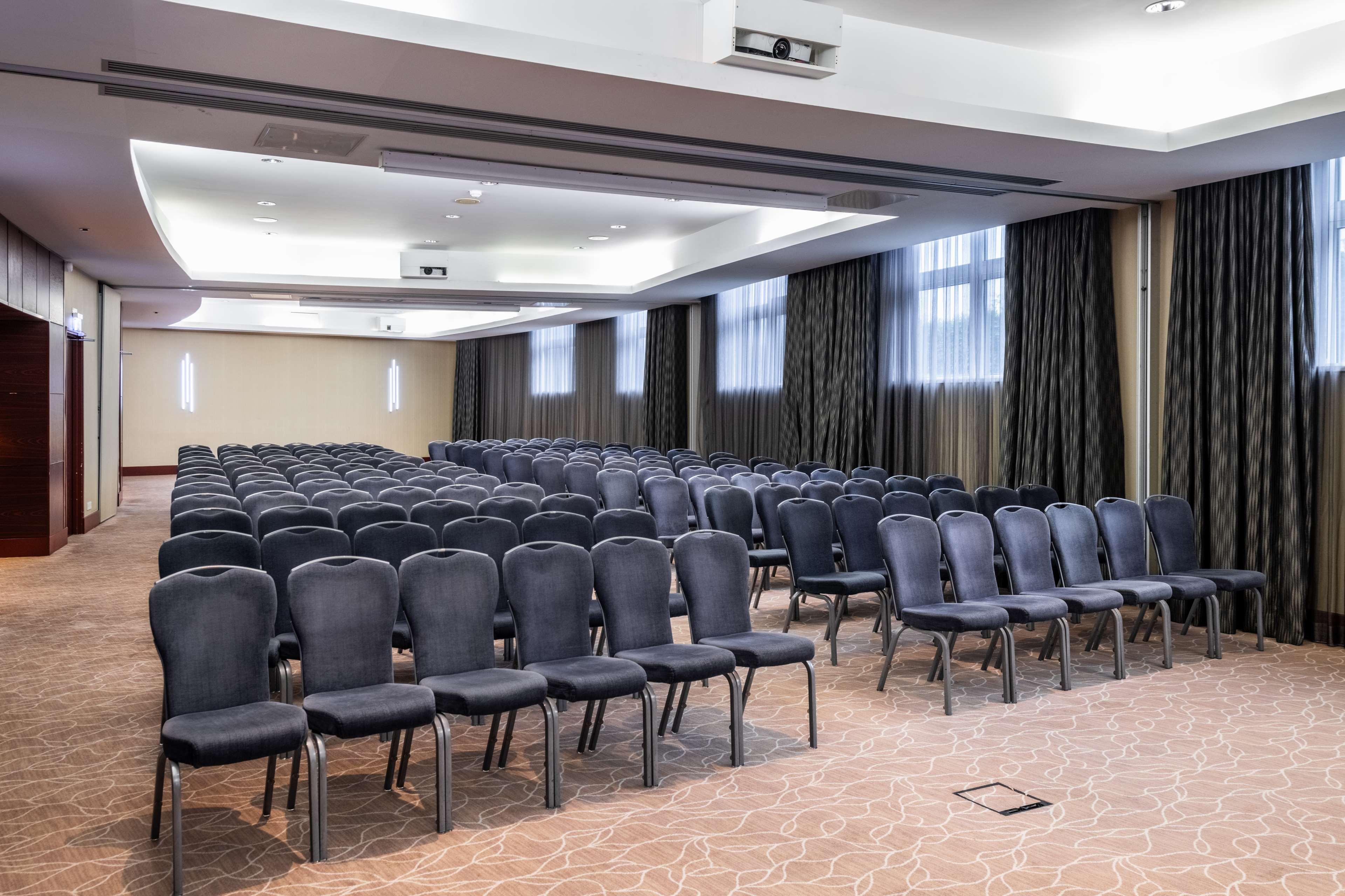 The Atrium Hotel & Conference Centre Paris CDG - photo