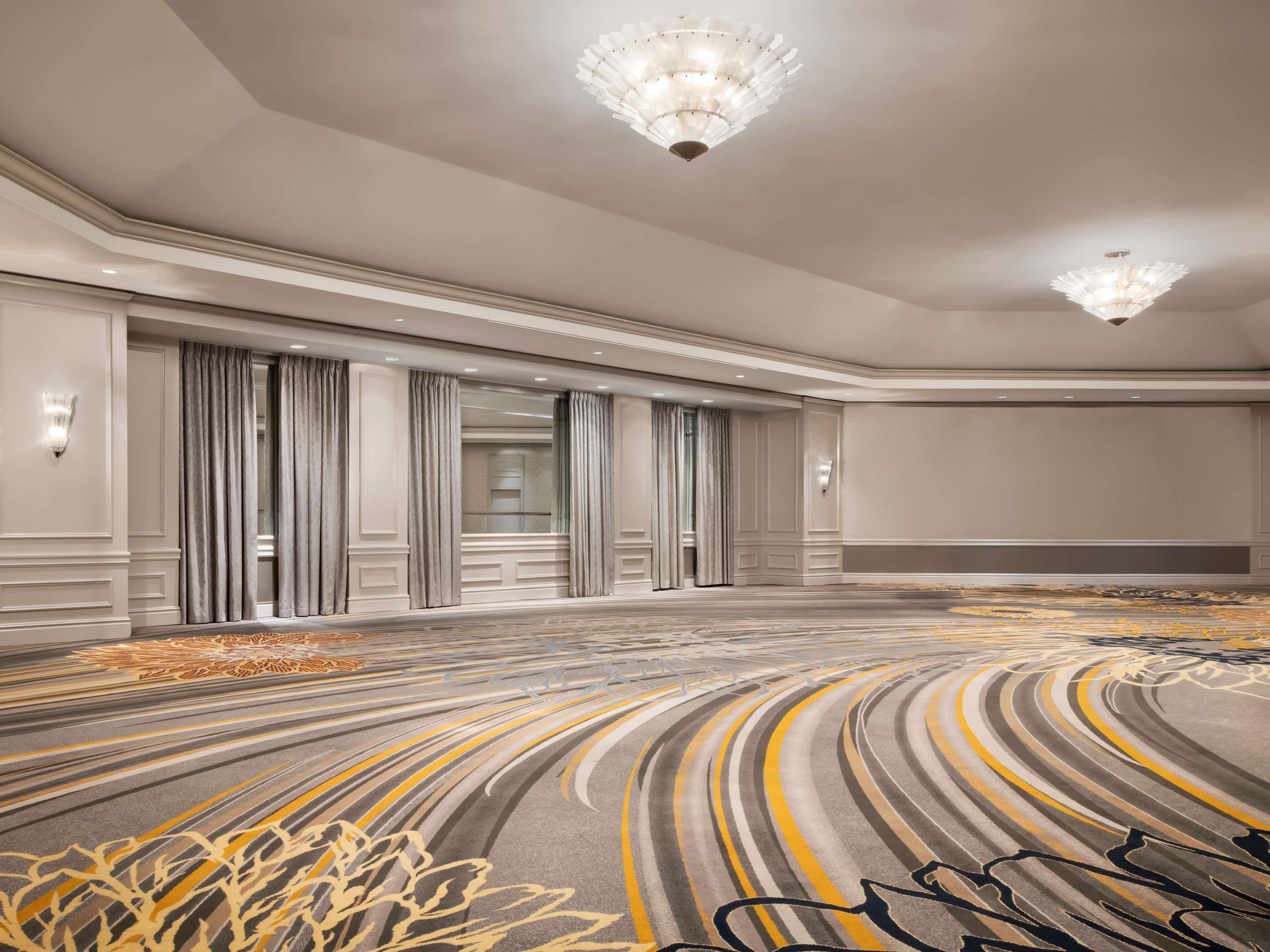 Fairmont Chicago, Millennium Park by null