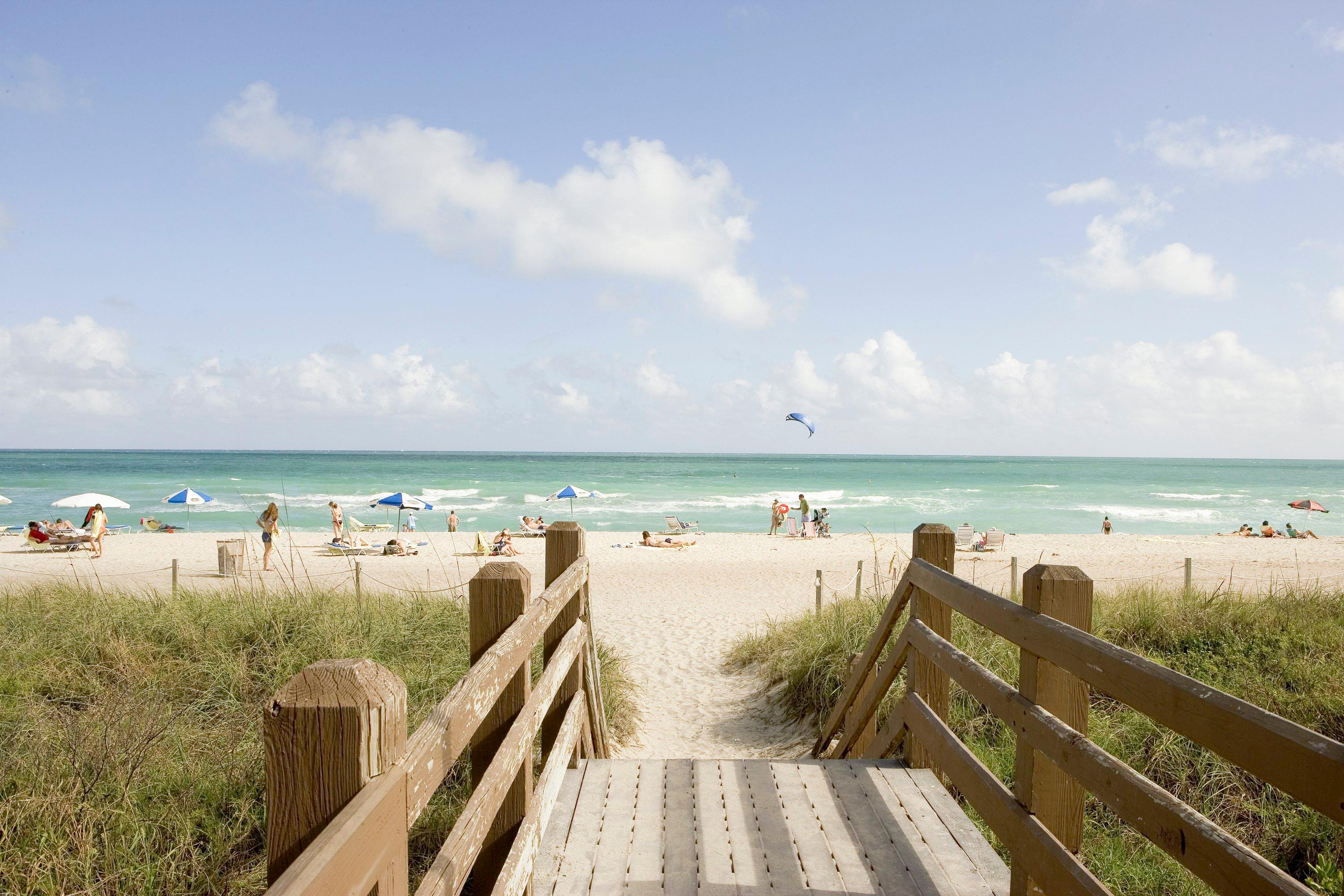 Circa 39 Miami Beach by null