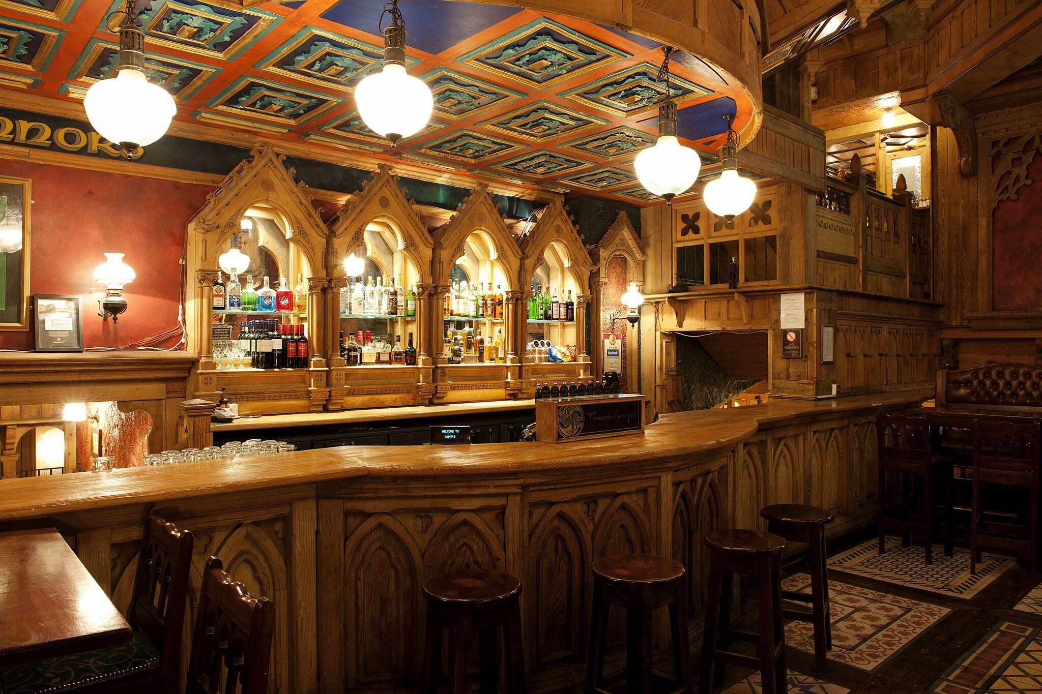 Carlton George Hotel by null