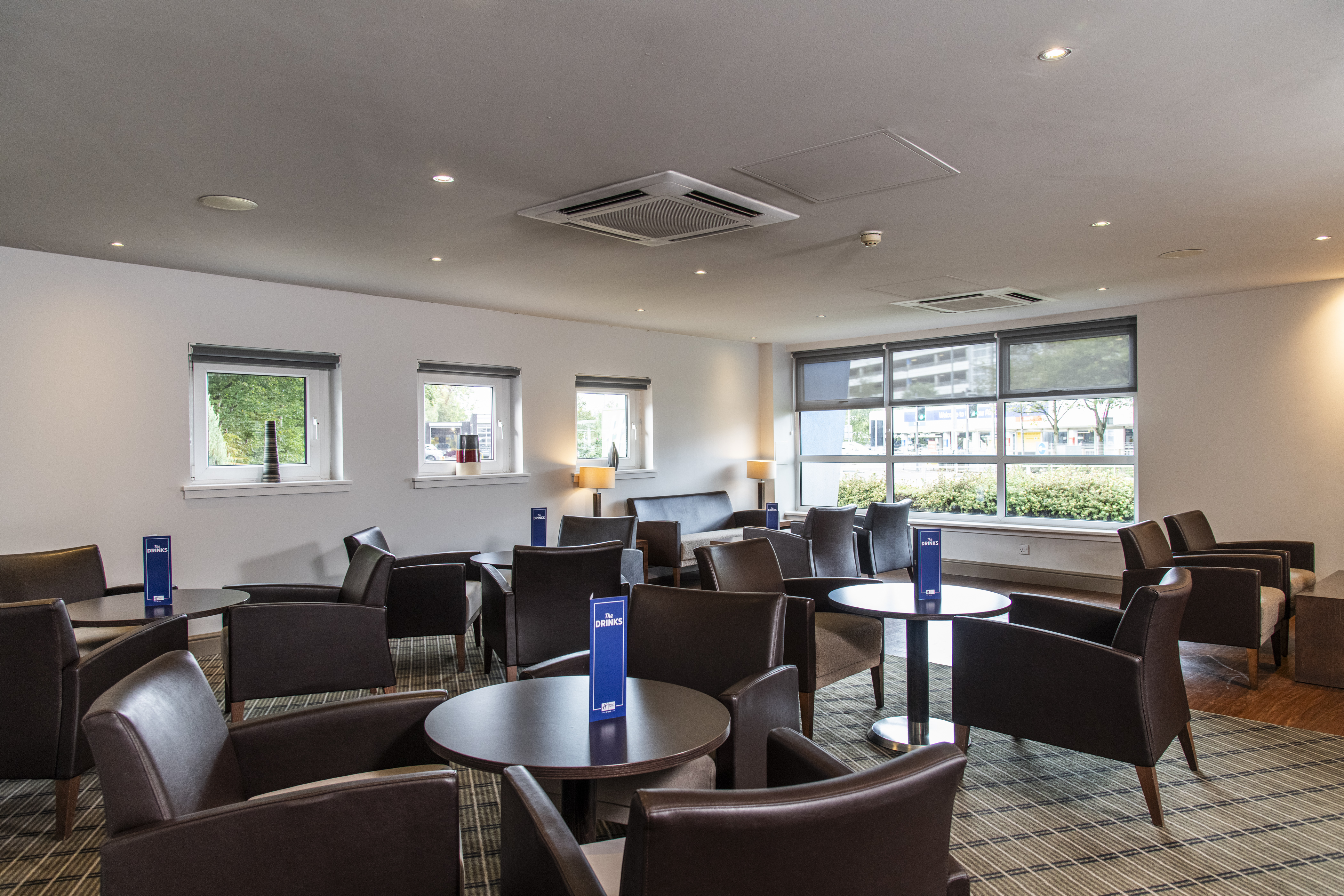 Holiday Inn Express Glasgow Airport