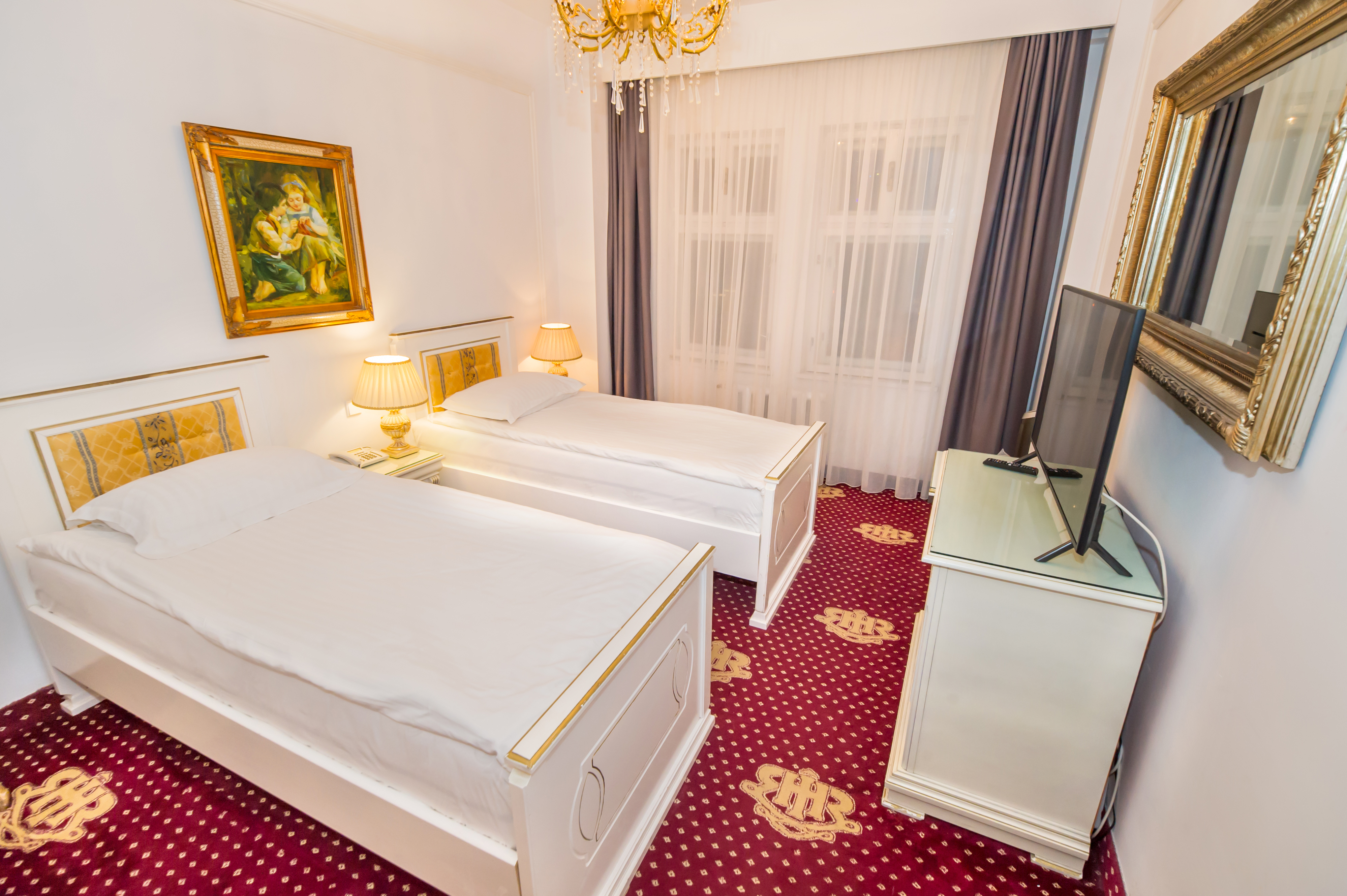 Imparatul Romanilor Hotel by null