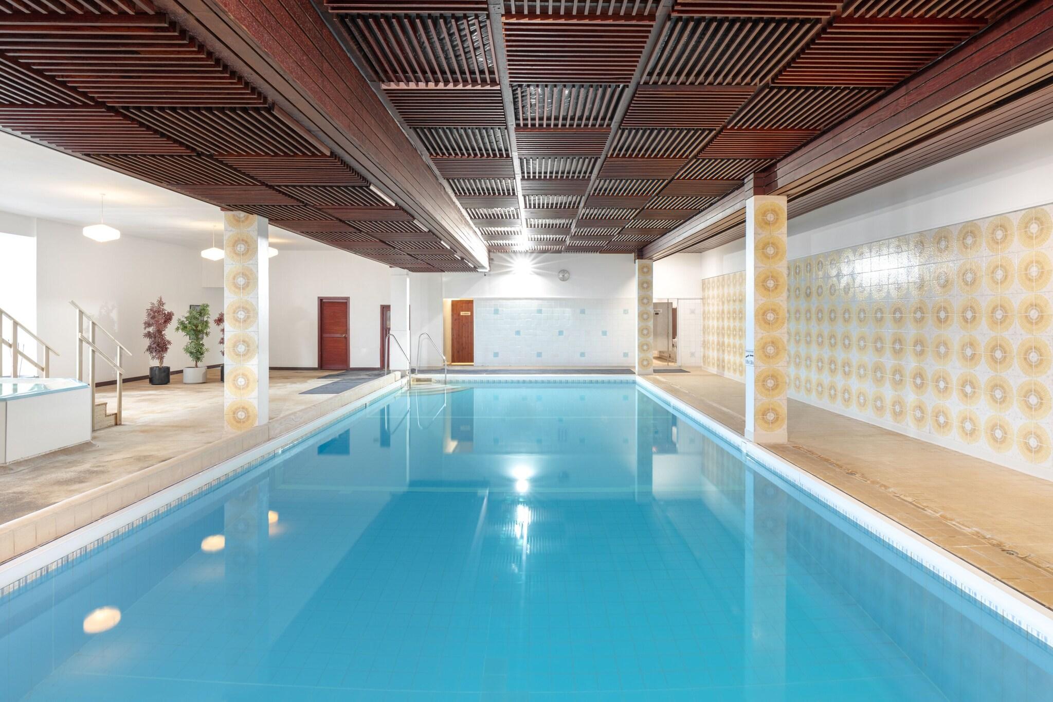 North West Castle Hotel by null