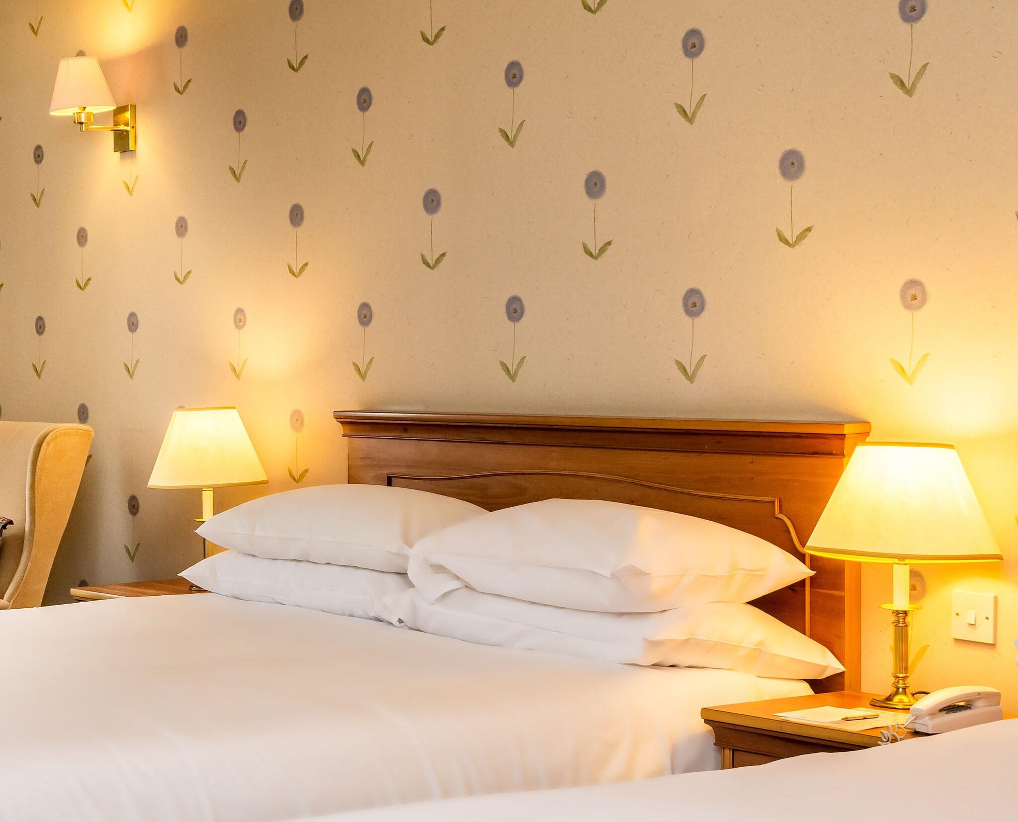 North West Castle Hotel by null