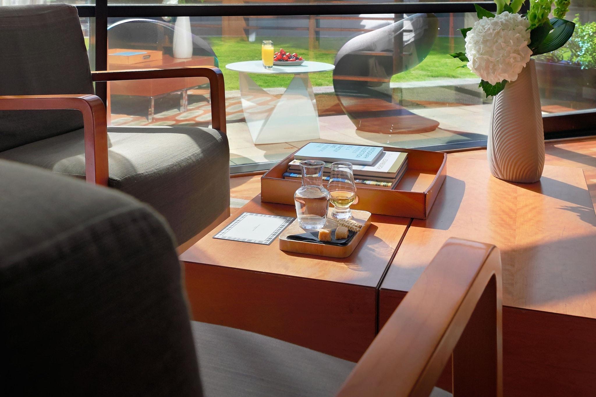 The Glasshouse, Autograph Collection by null