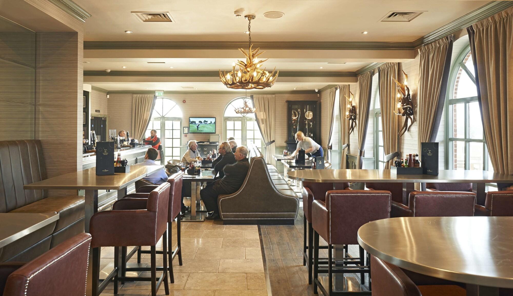 De Vere Motram Hall 