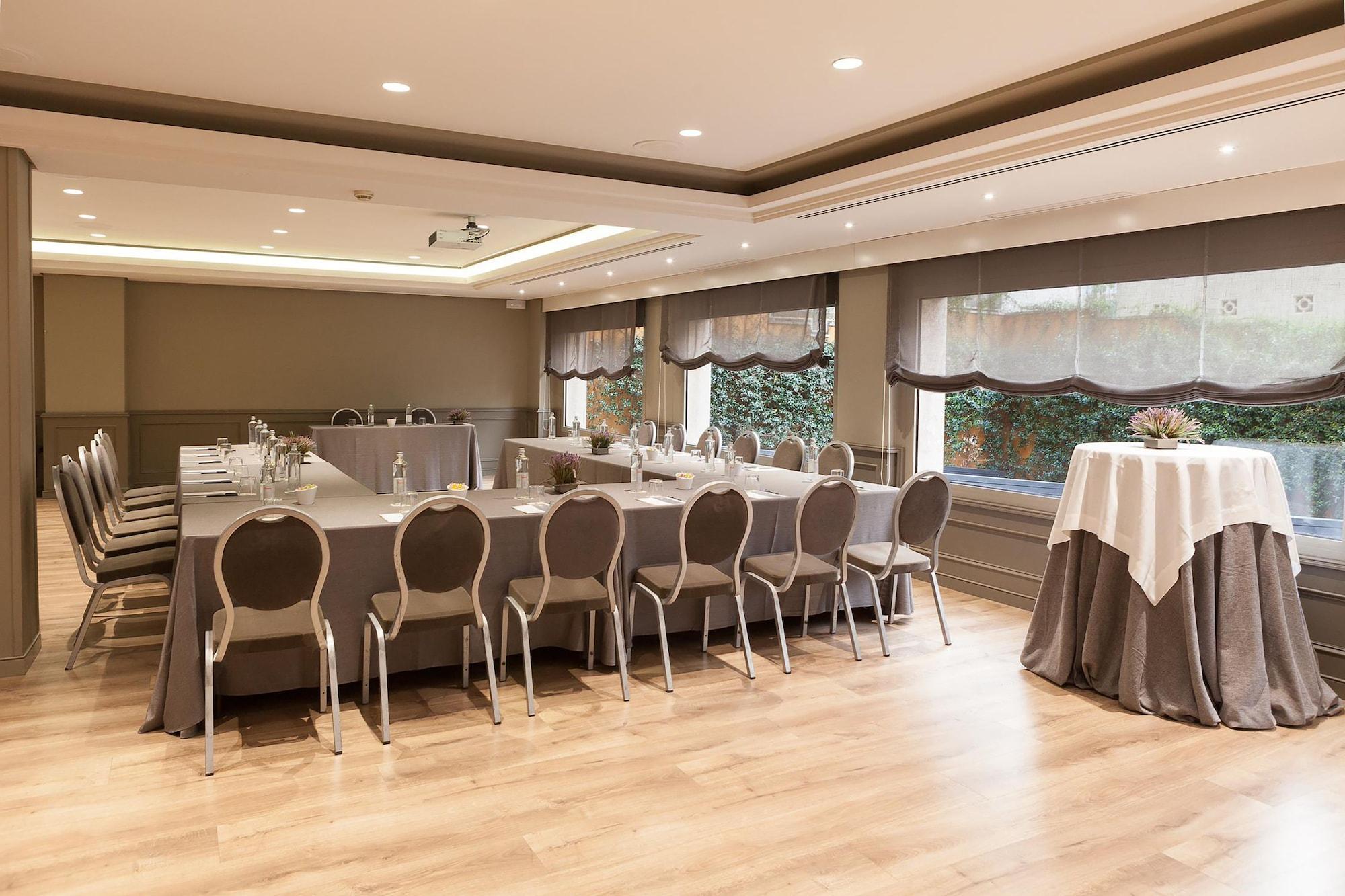 Gallery Hotel - photo