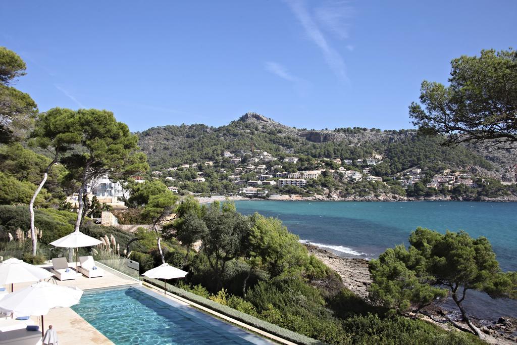 Can Simoneta Hotel by null