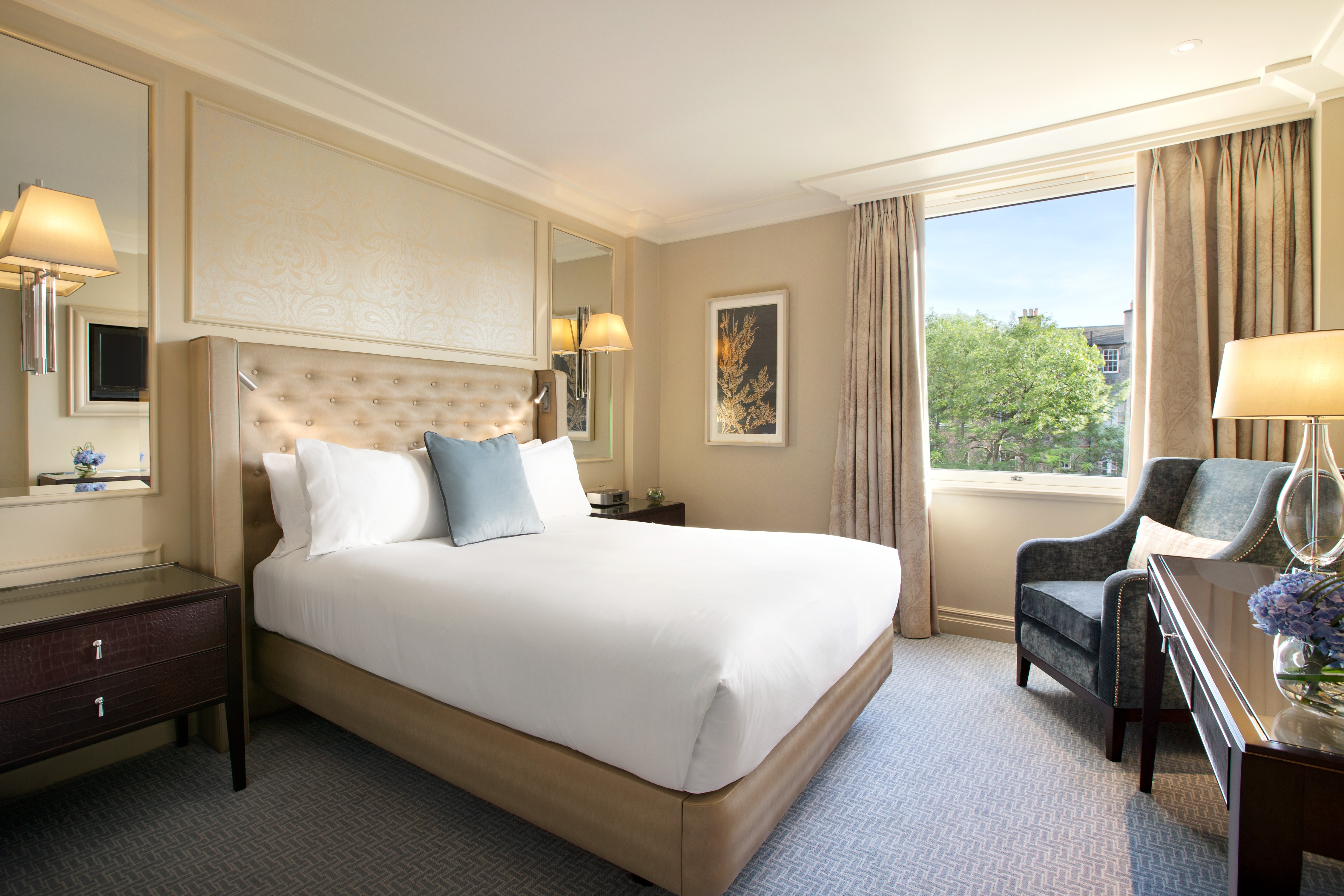 The Caledonian Edinburgh Curio Collection Hilton