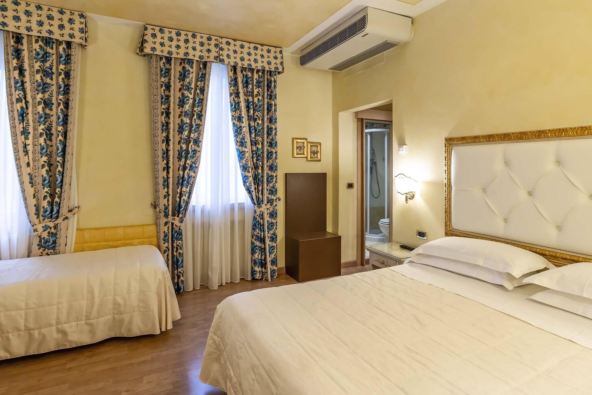 Hotel Alba Palace by null