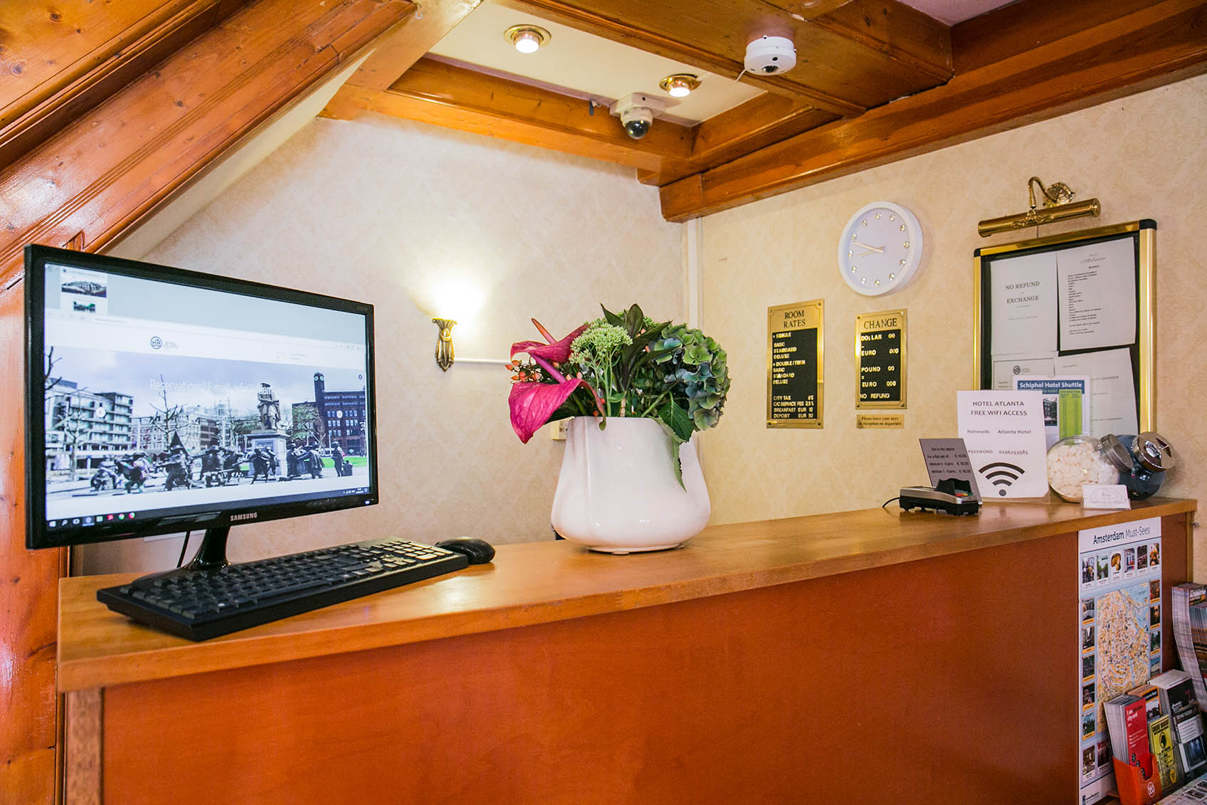 Hotel Atlanta by null