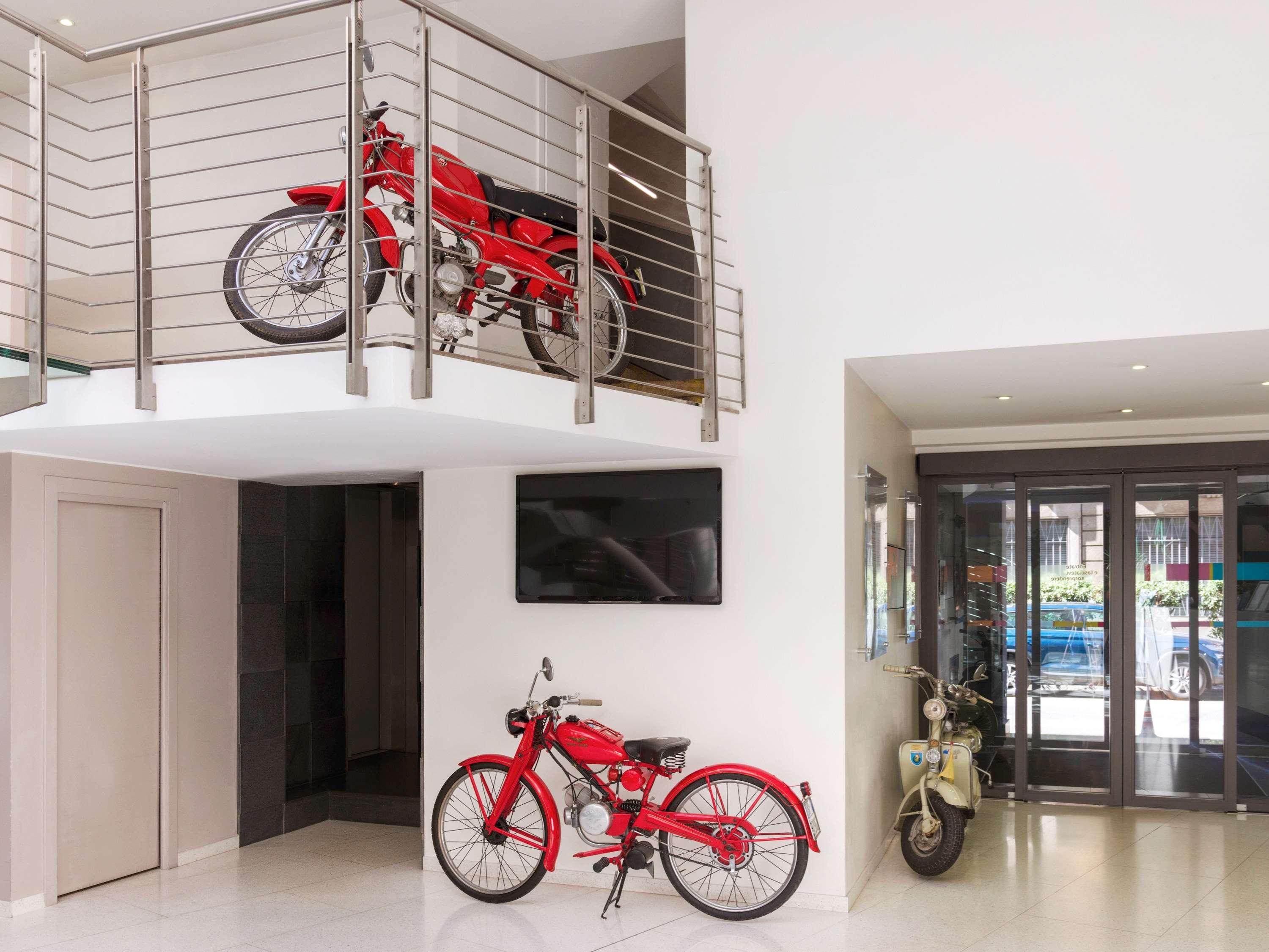 Ibis Styles Milano Centro - photo