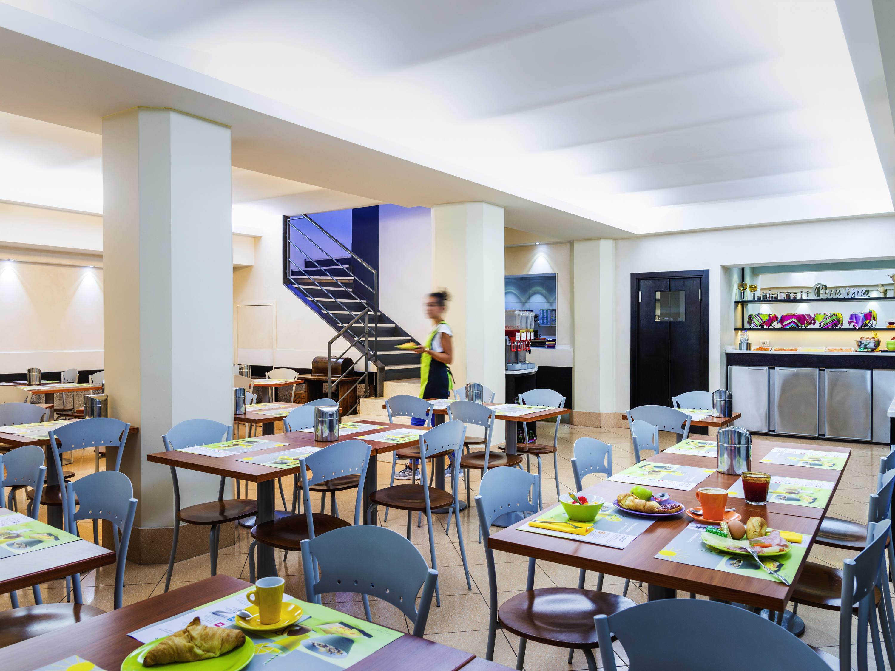 Ibis Styles Milano Centro - photo