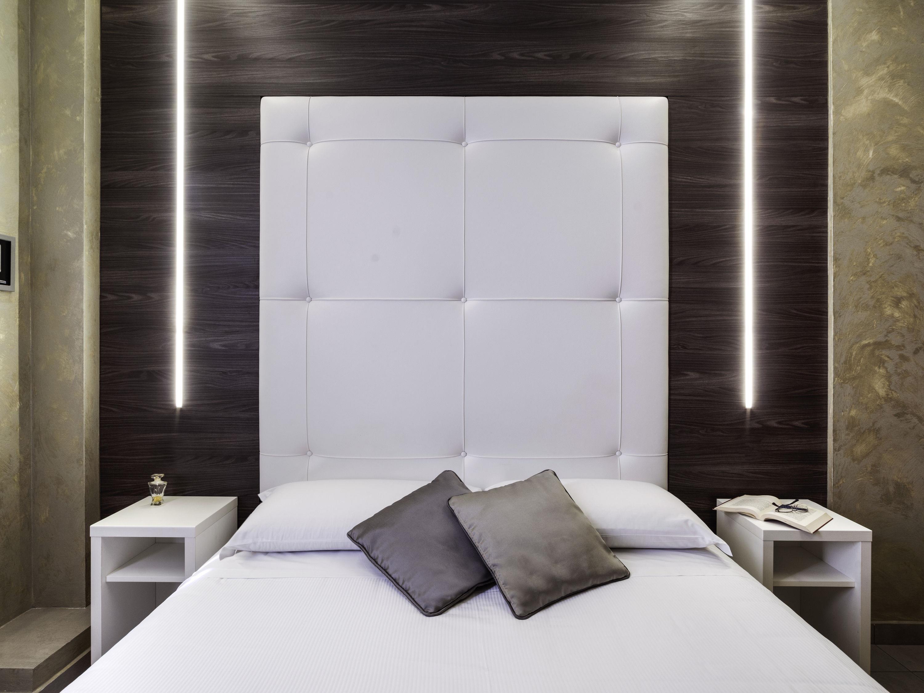 Ibis Styles Milano Centro - photo
