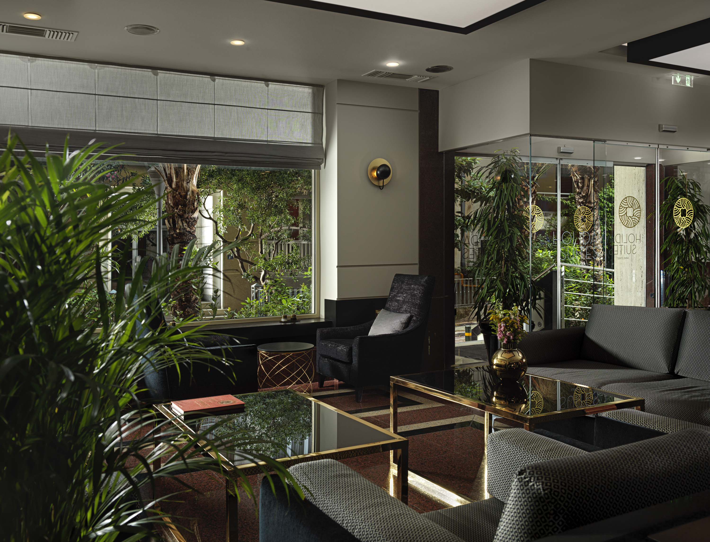 Holiday Suites - photo