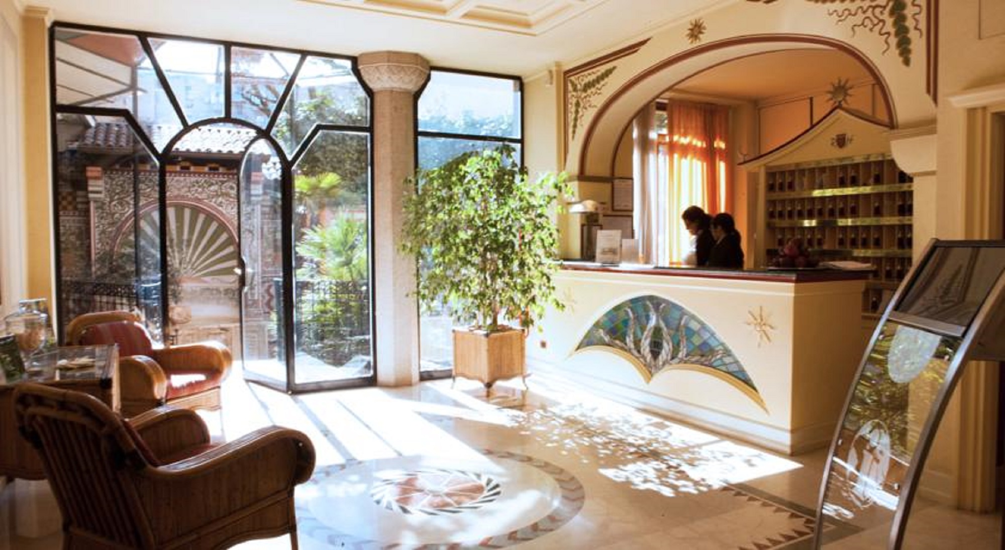 Hotel Milano Regency - photo