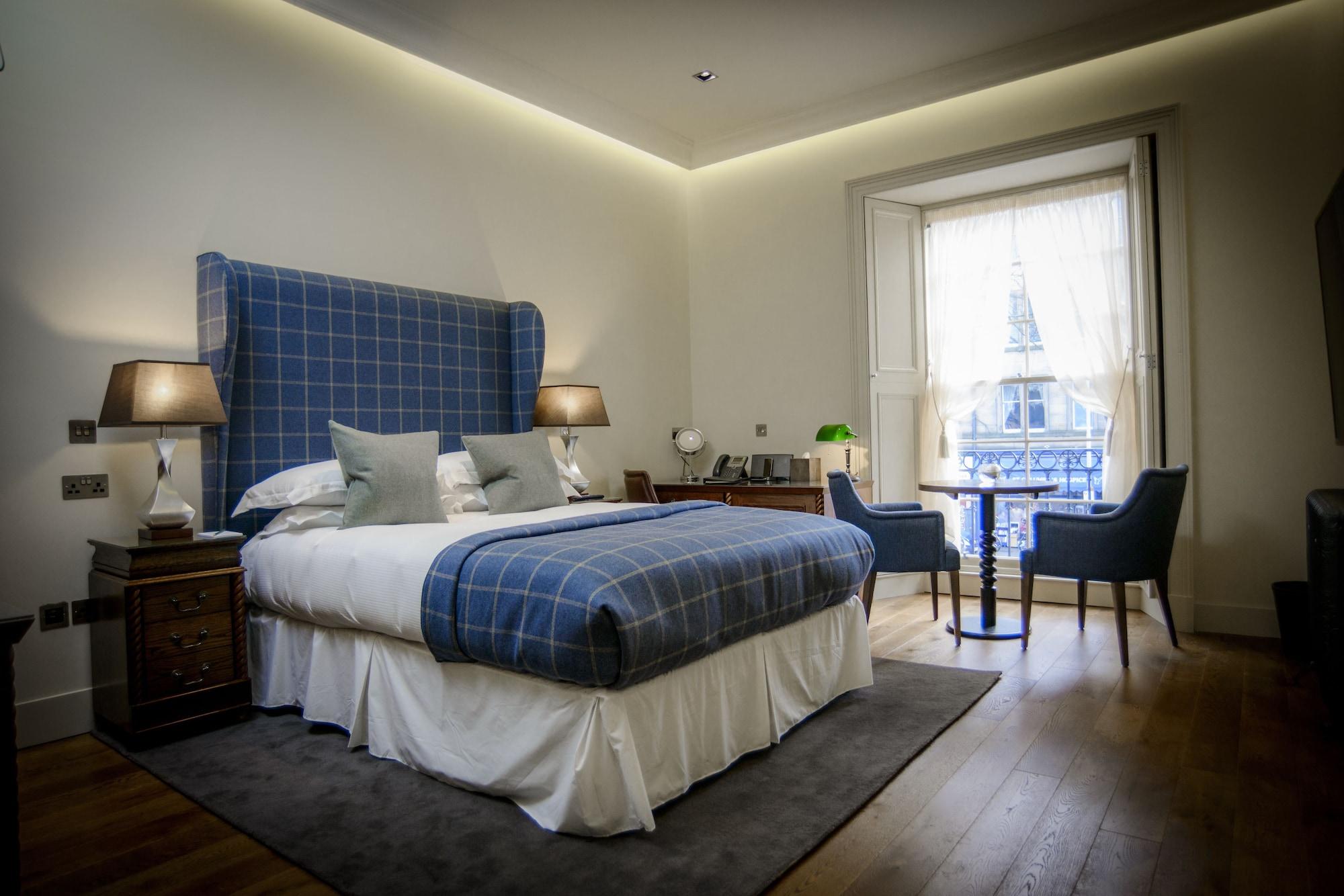 The Raeburn by null