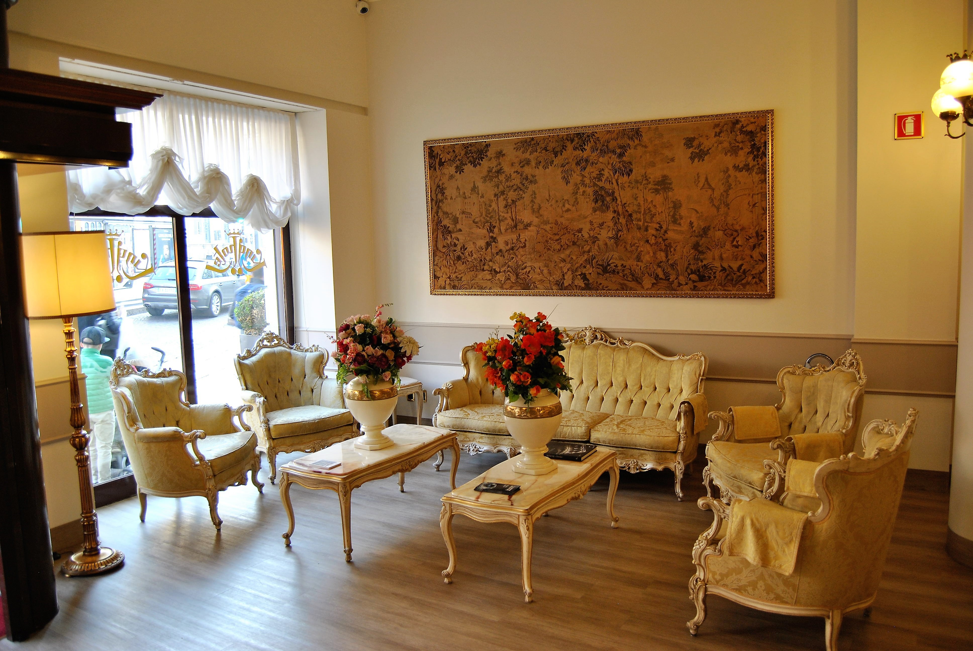 King - Mokinba Hotels - photo