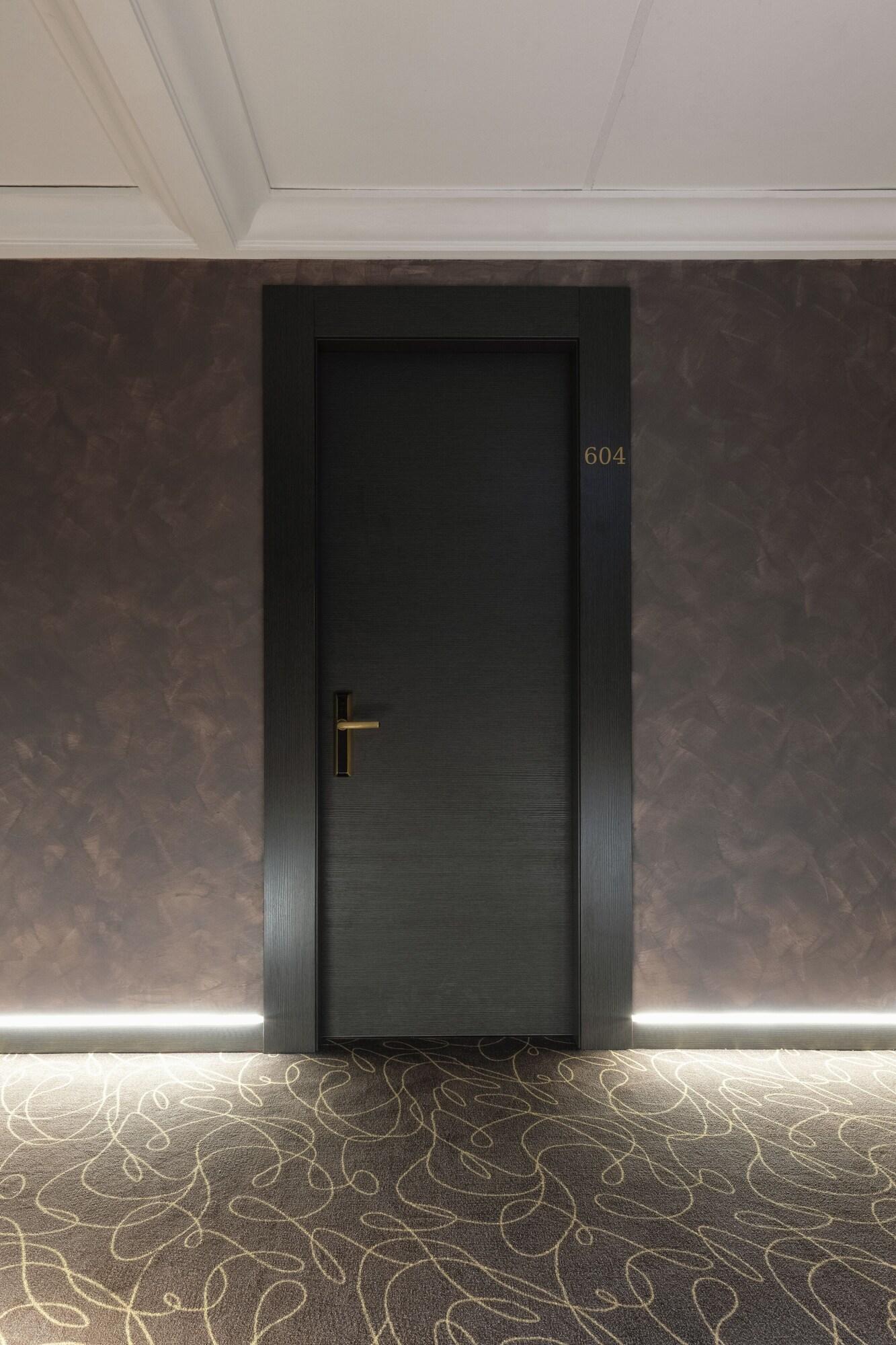 King - Mokinba Hotels - photo