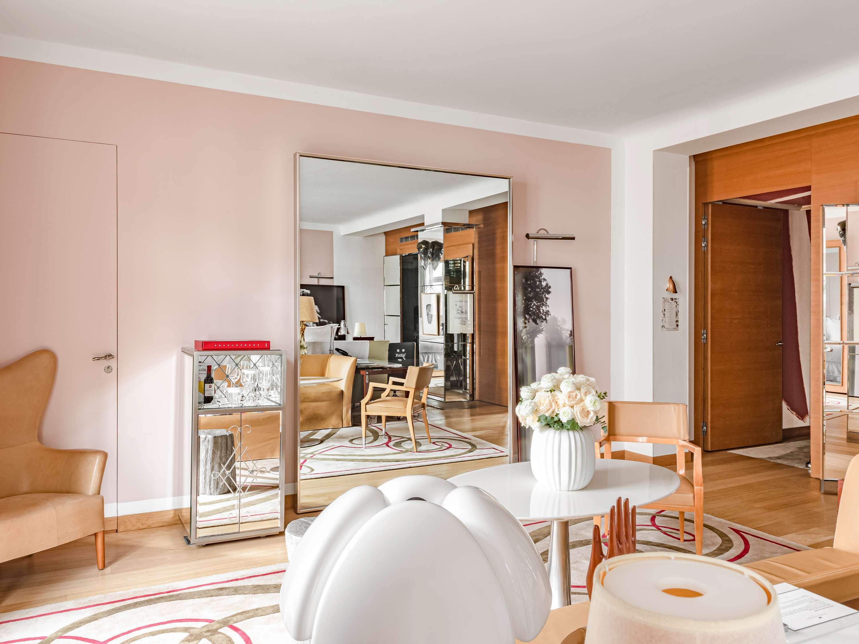 Le Royal Monceau - Raffles Paris by null