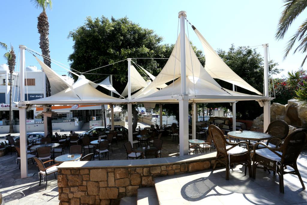 Dionysos Central Hotel by null