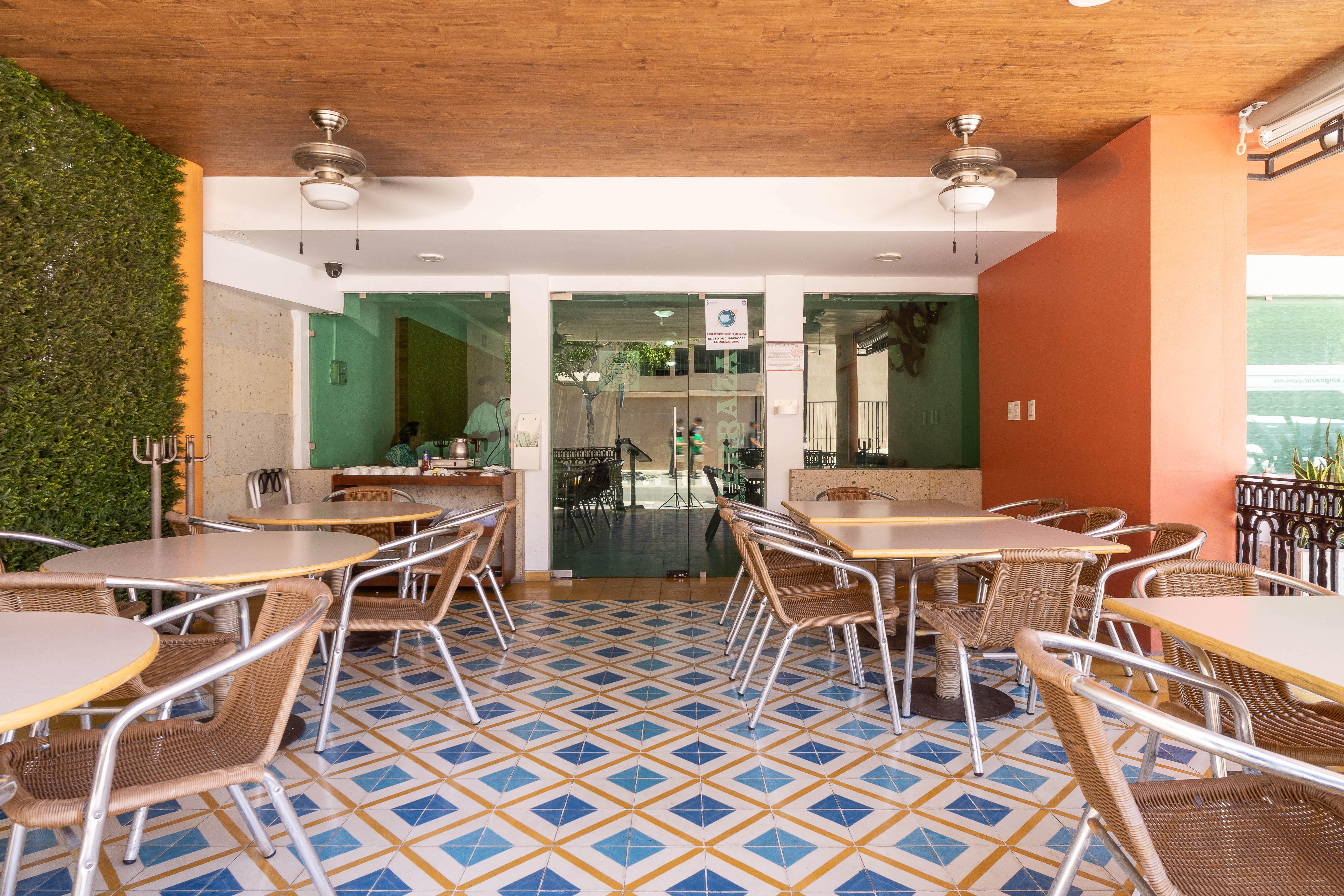 Azteca Inn
