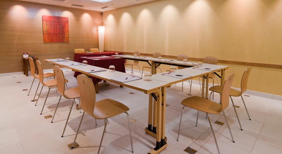 Hotel Fruela by null