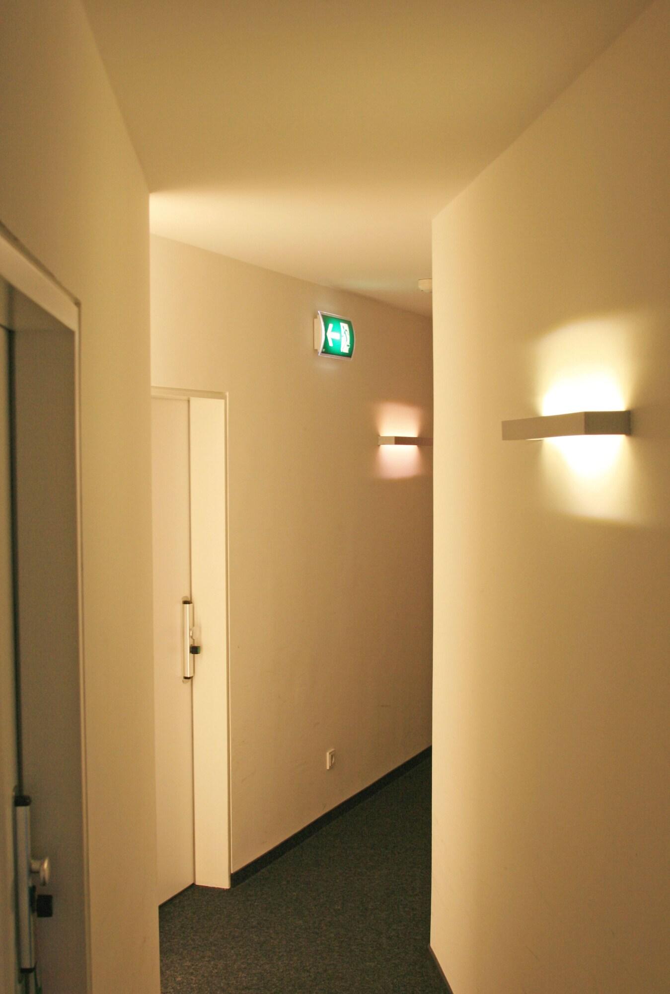 Hotel Chelsea by null