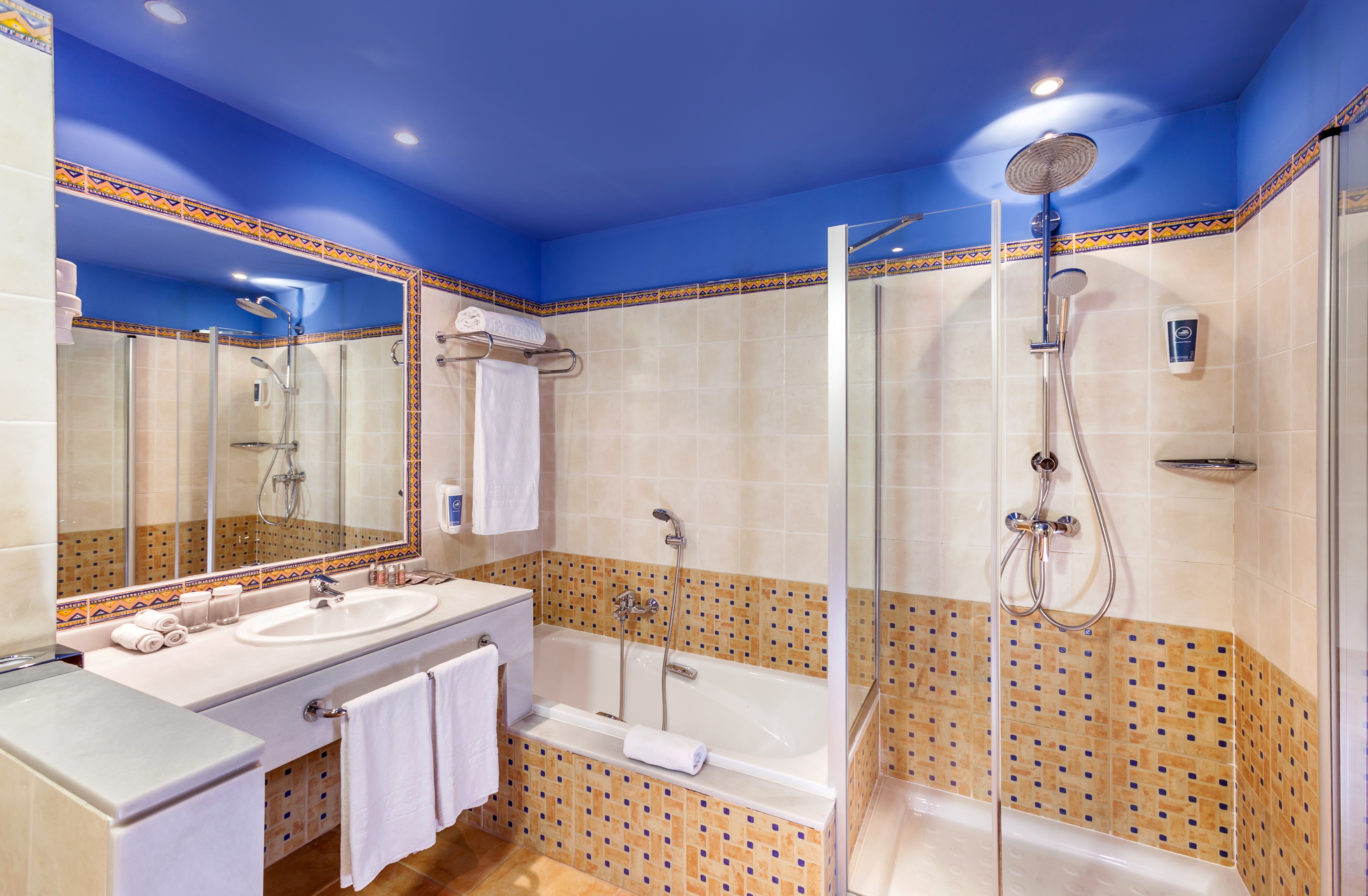 Chambre double avec 1 ou 2 lits, supérieure, vue sur le jardin