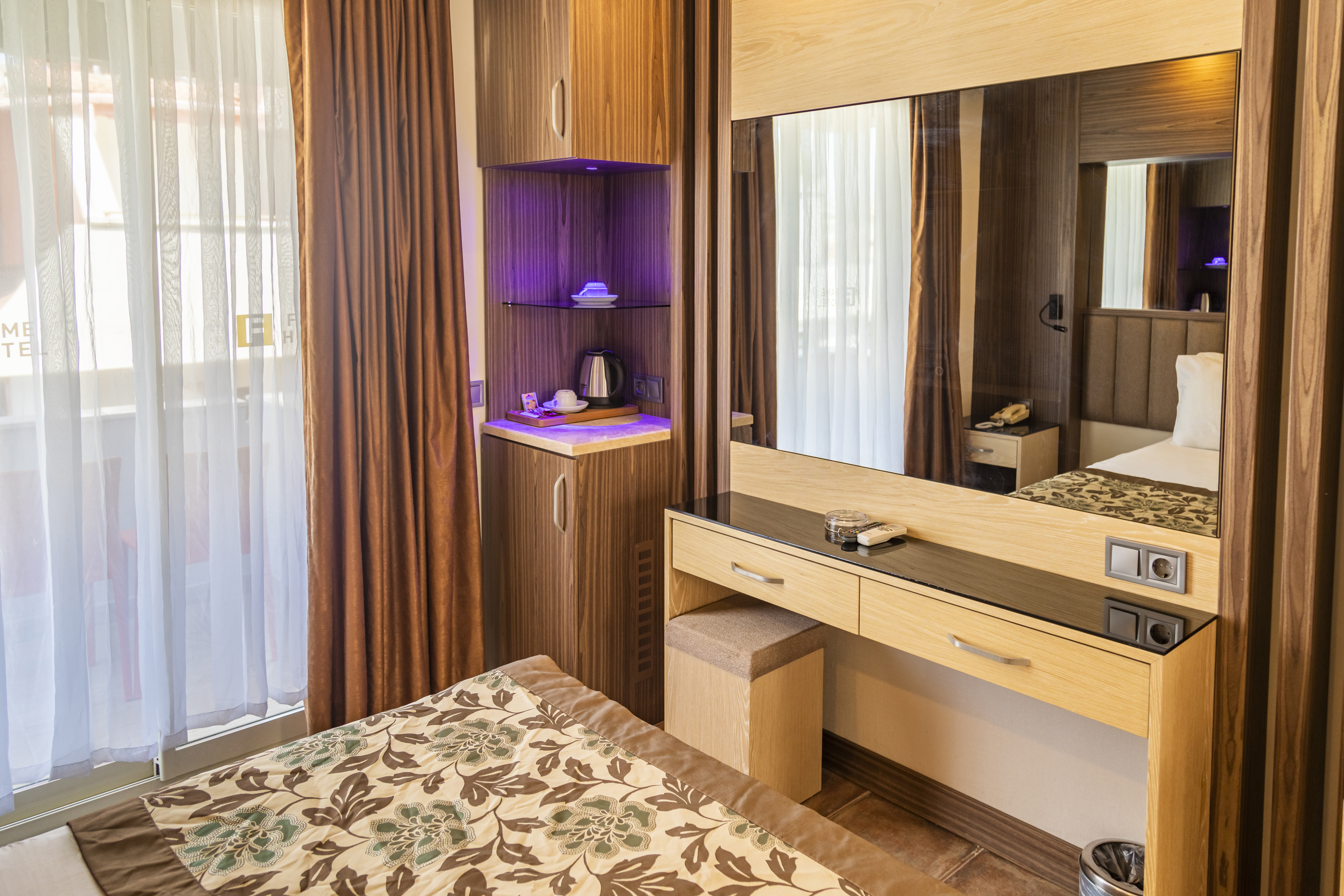Fame Hotel