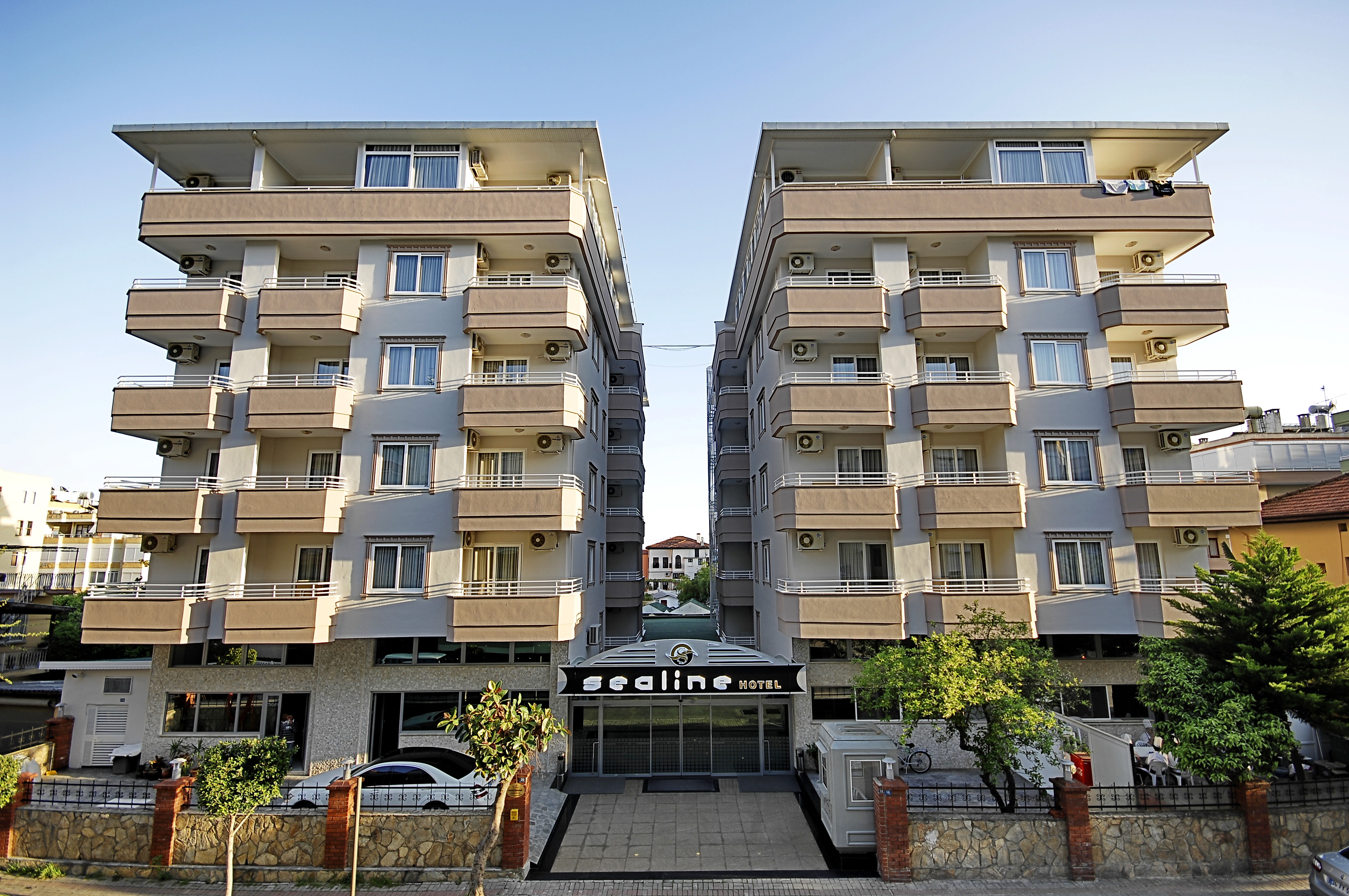 Sealine Hotel - фото